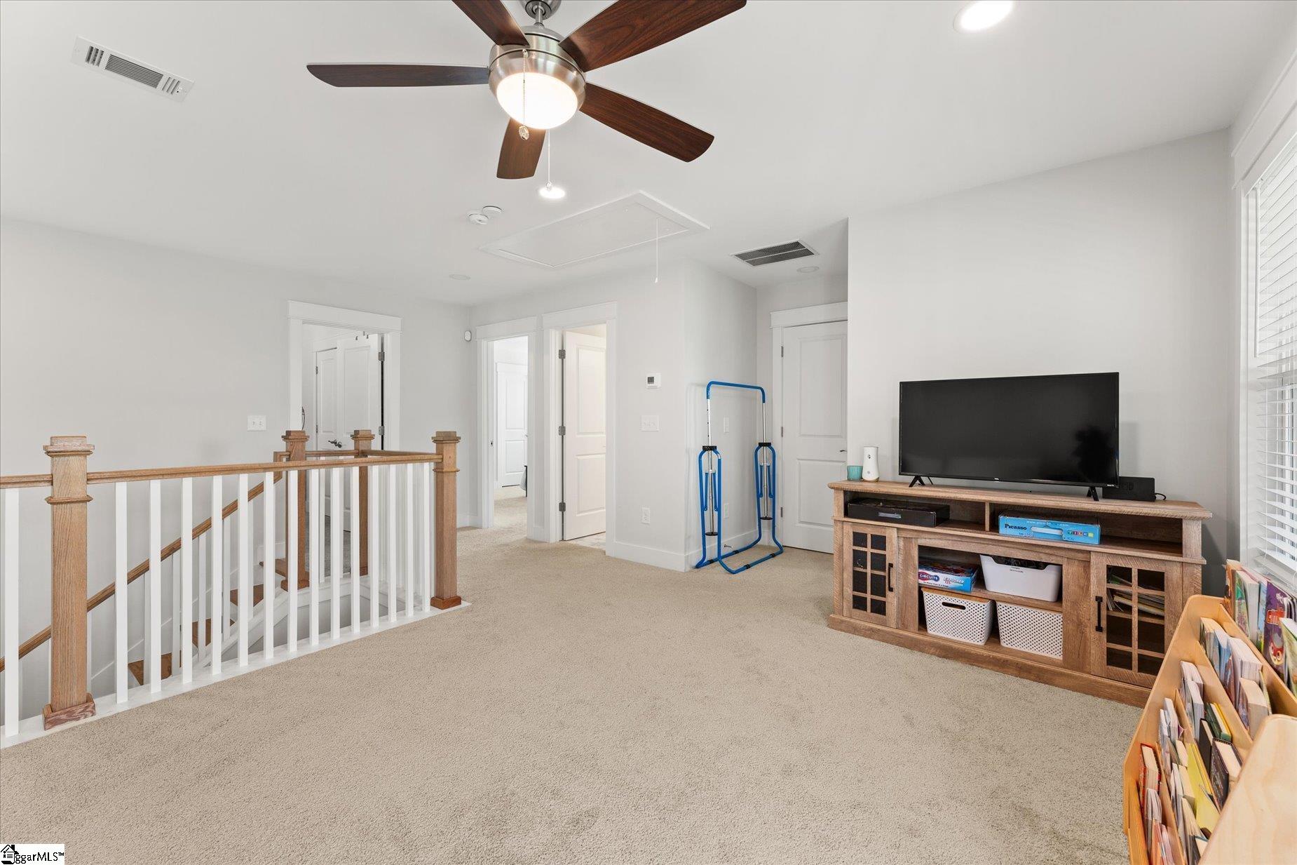 16 Toynbee Drive Property Photo 34