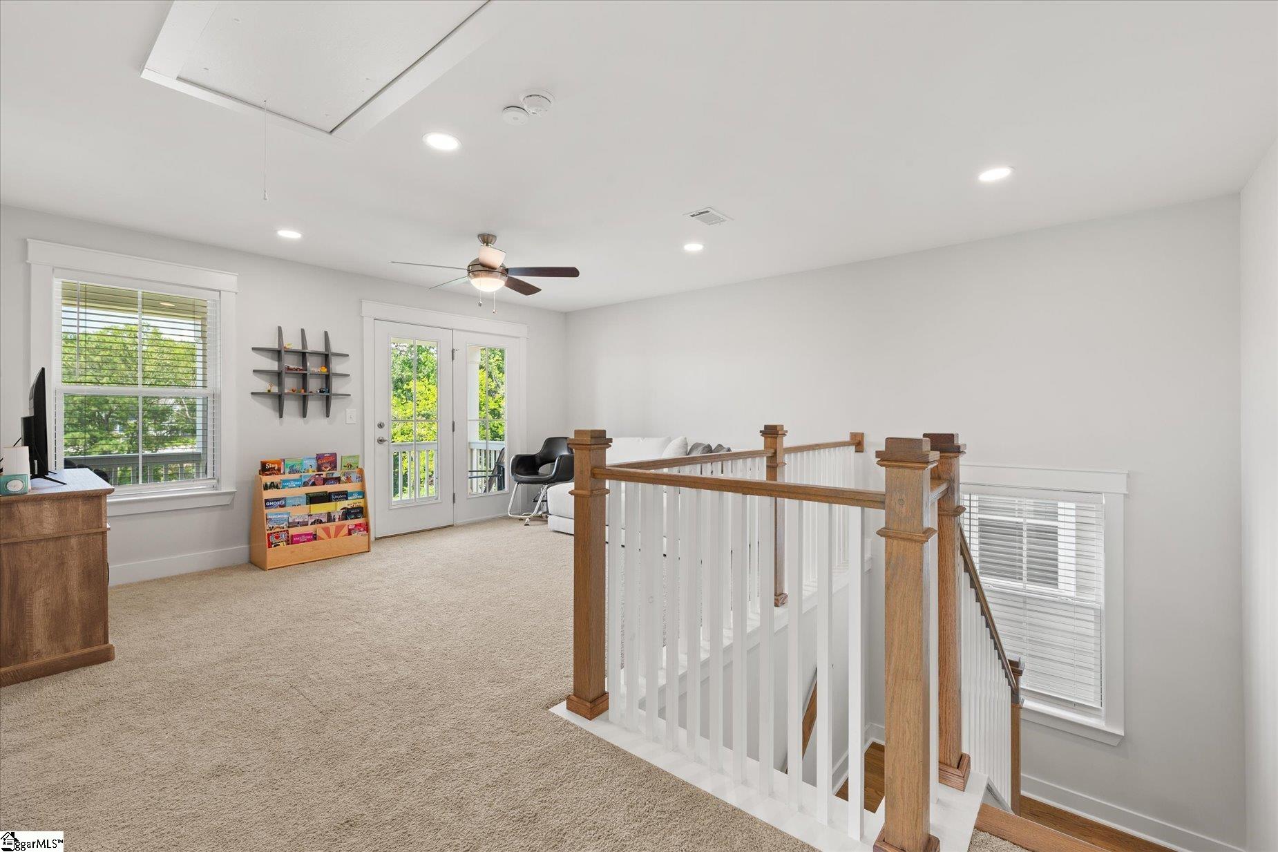 16 Toynbee Drive Property Photo 35