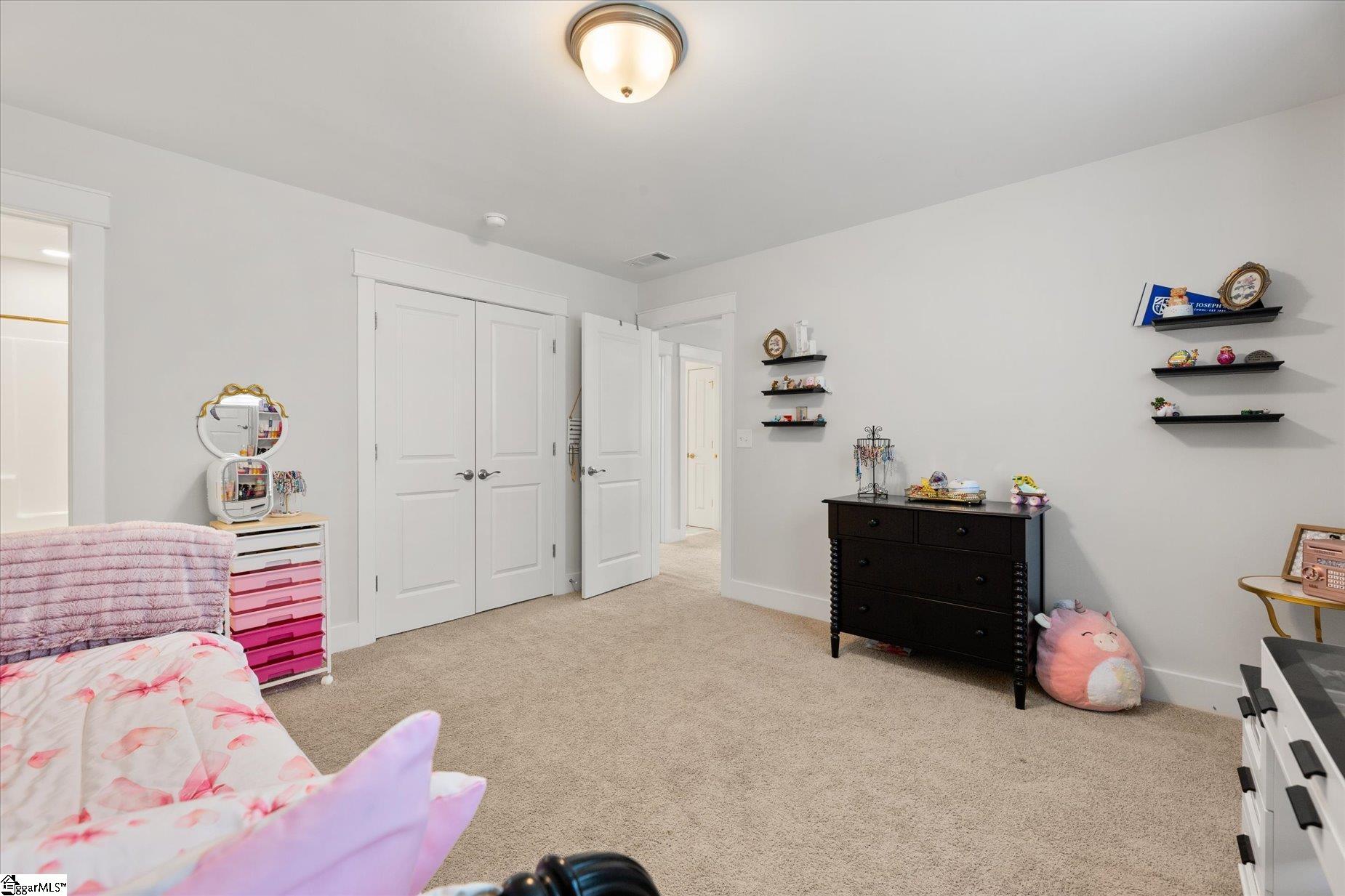 16 Toynbee Drive Property Photo 37