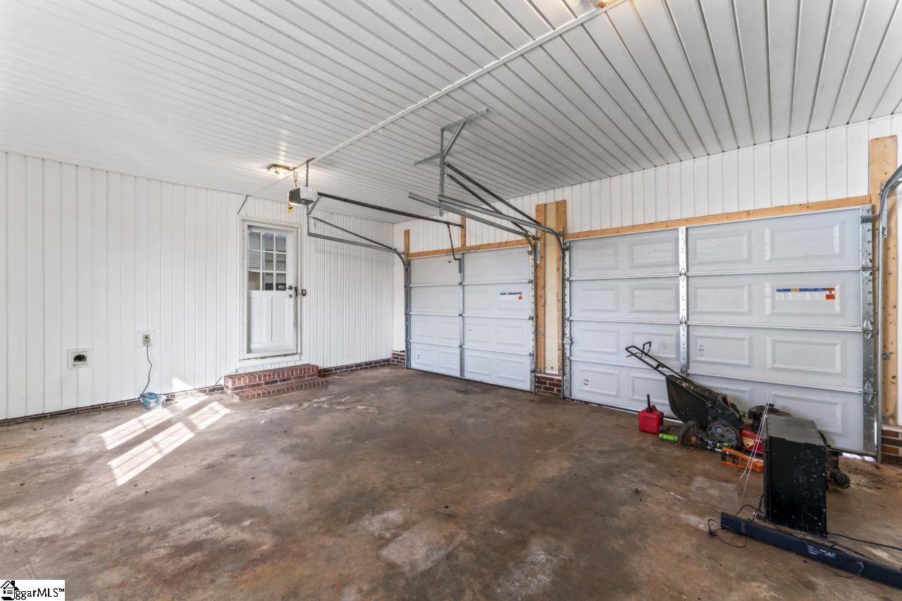 304 Stonehaven Drive Property Photo 25