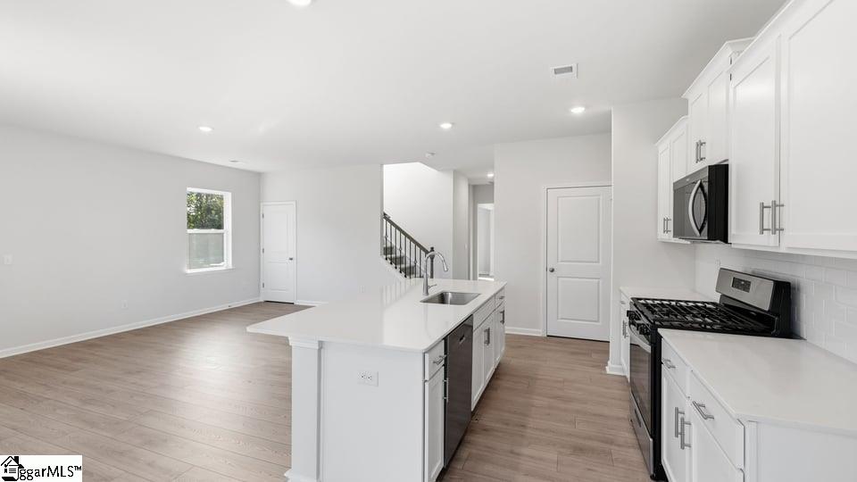 1621 Castlen Court Property Photo 11