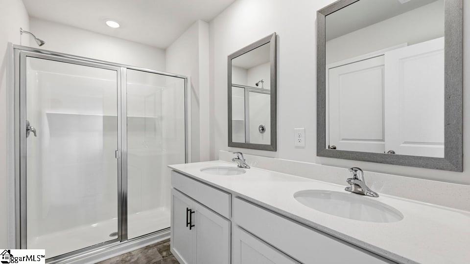 1621 Castlen Court Property Photo 22