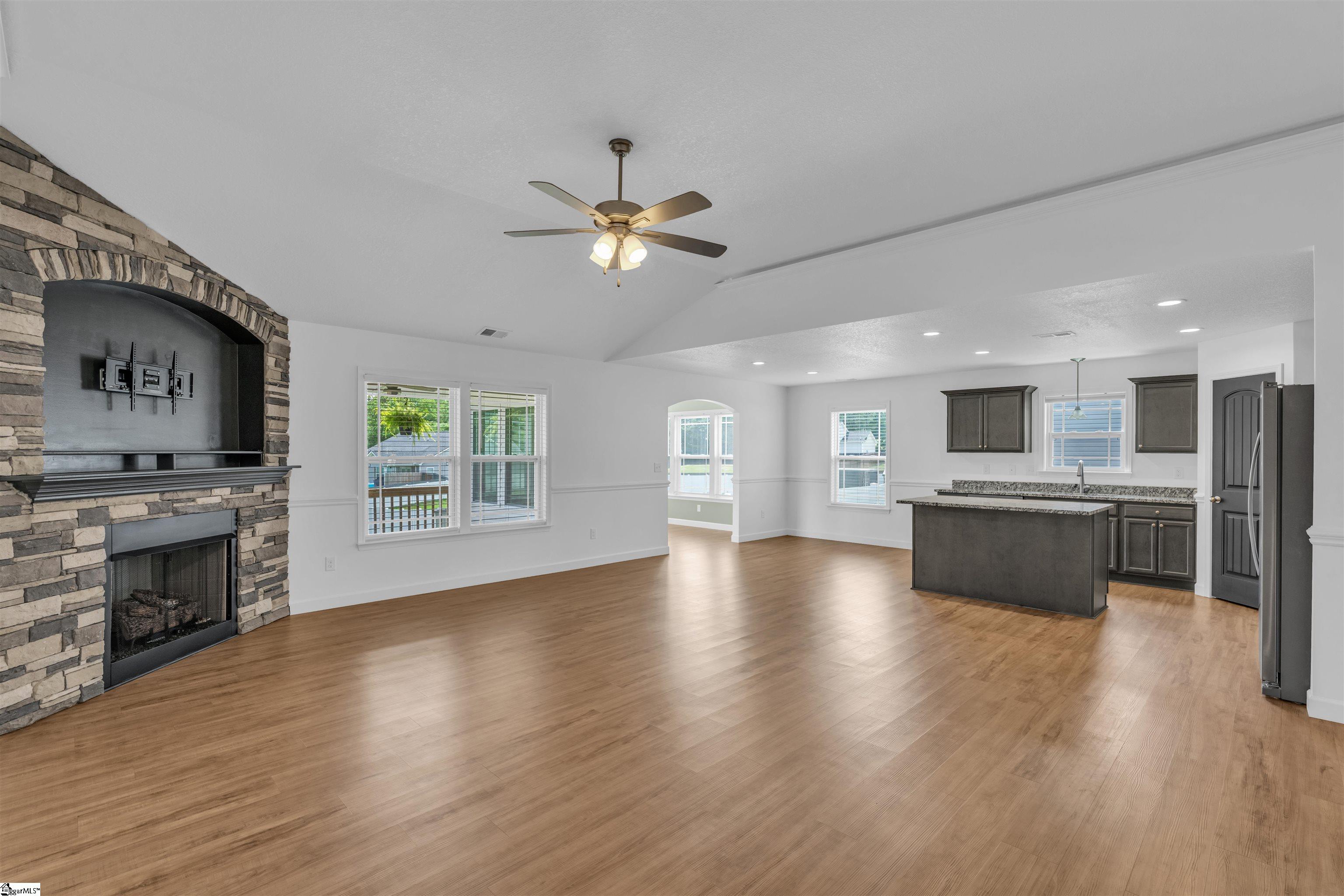 1071 Holly Springs Church Road Property Photo 6