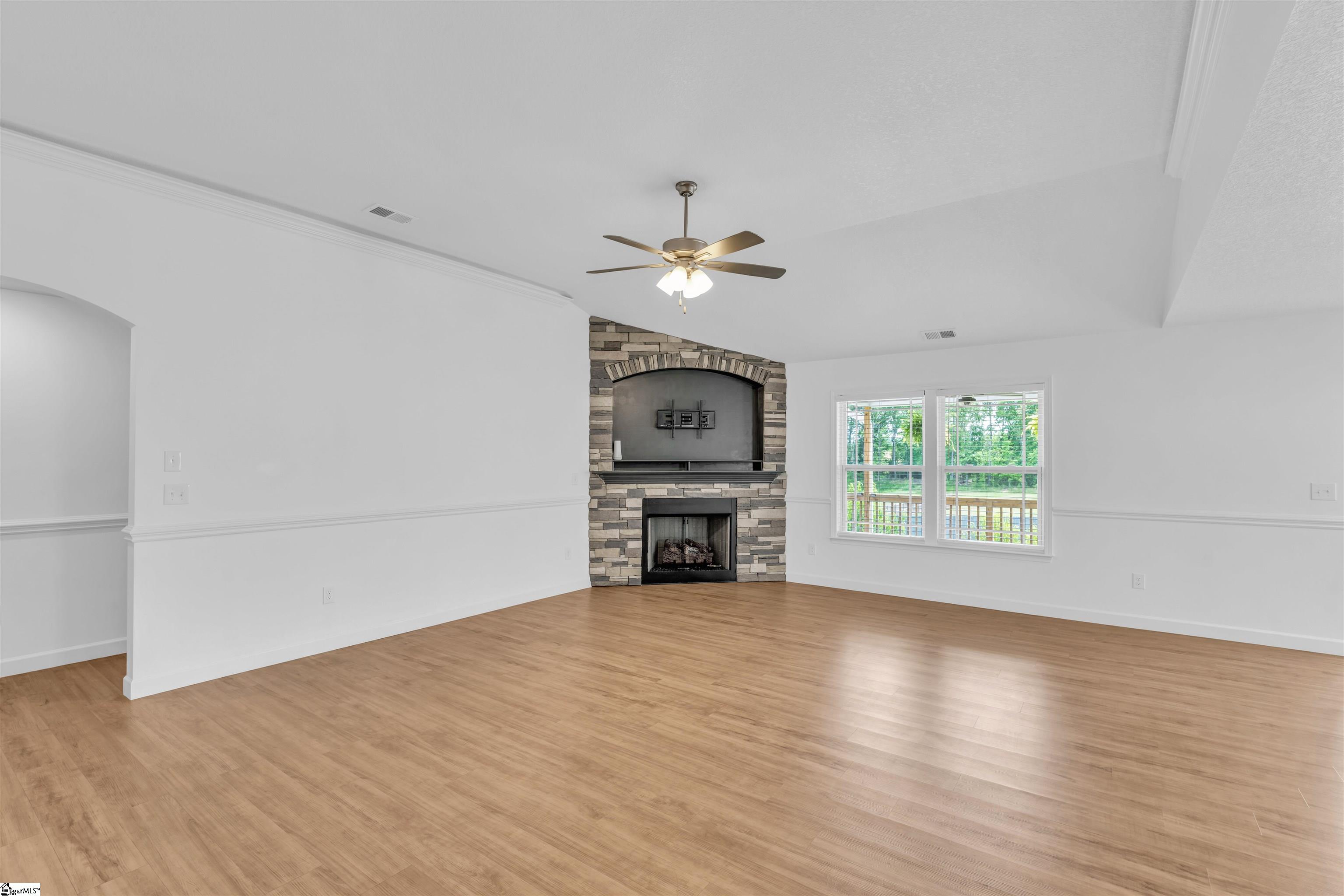 1071 Holly Springs Church Road Property Photo 8