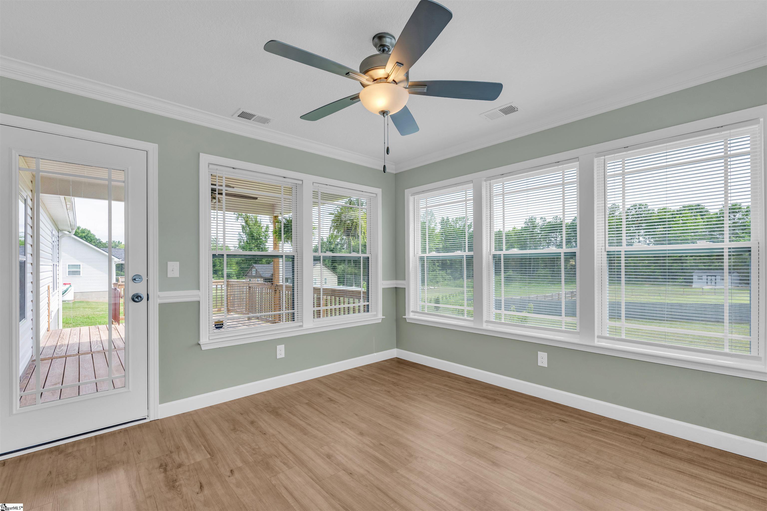1071 Holly Springs Church Road Property Photo 11