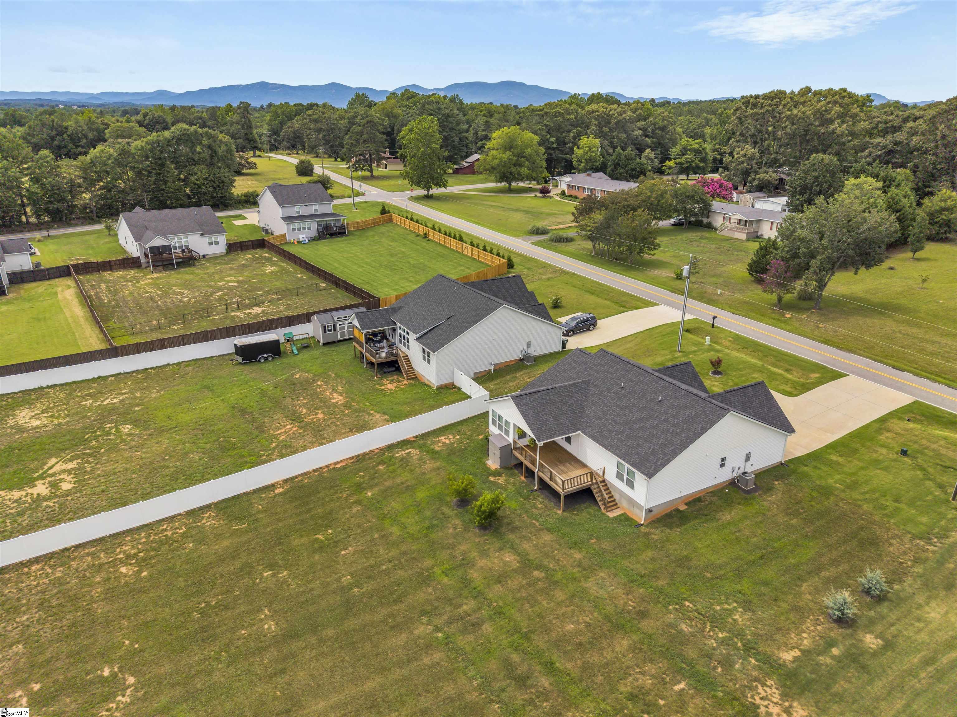 1071 Holly Springs Church Road Property Photo 27
