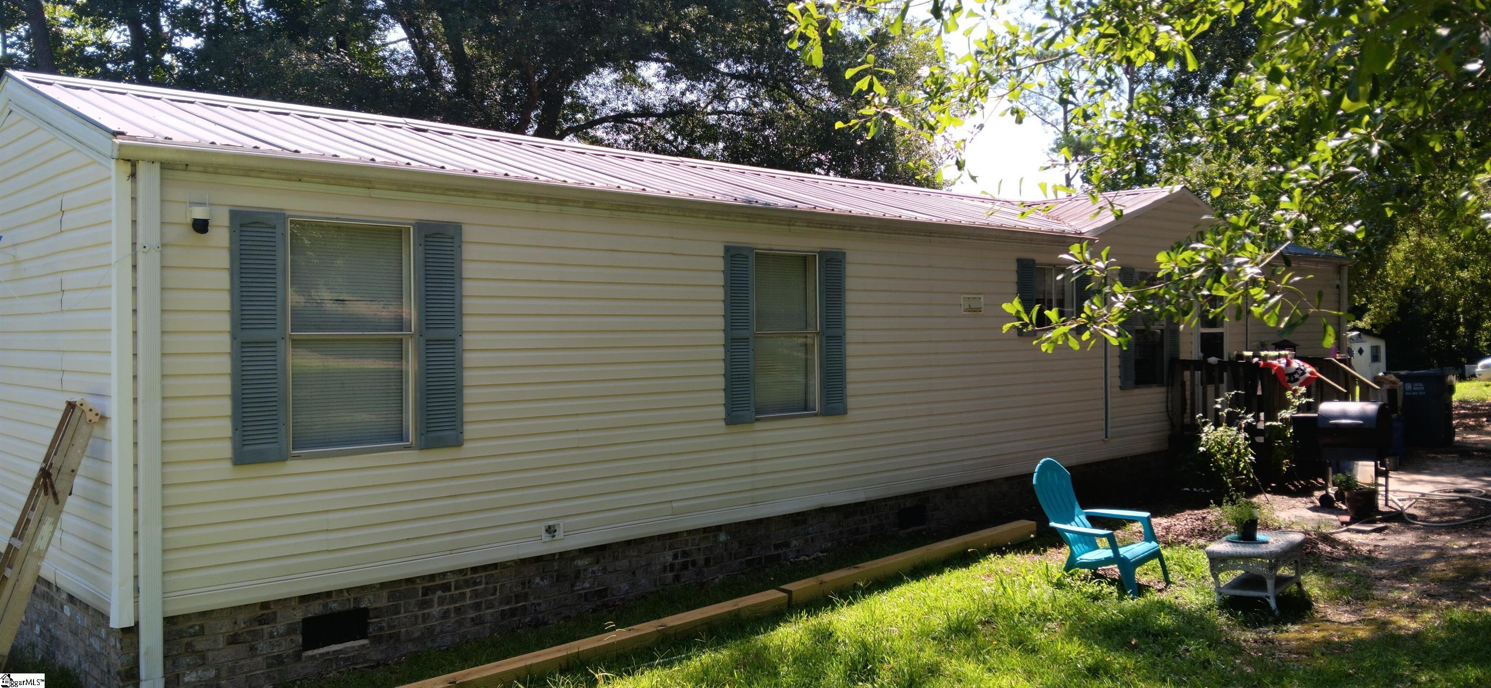 16227 Highway 25 Property Photo 2