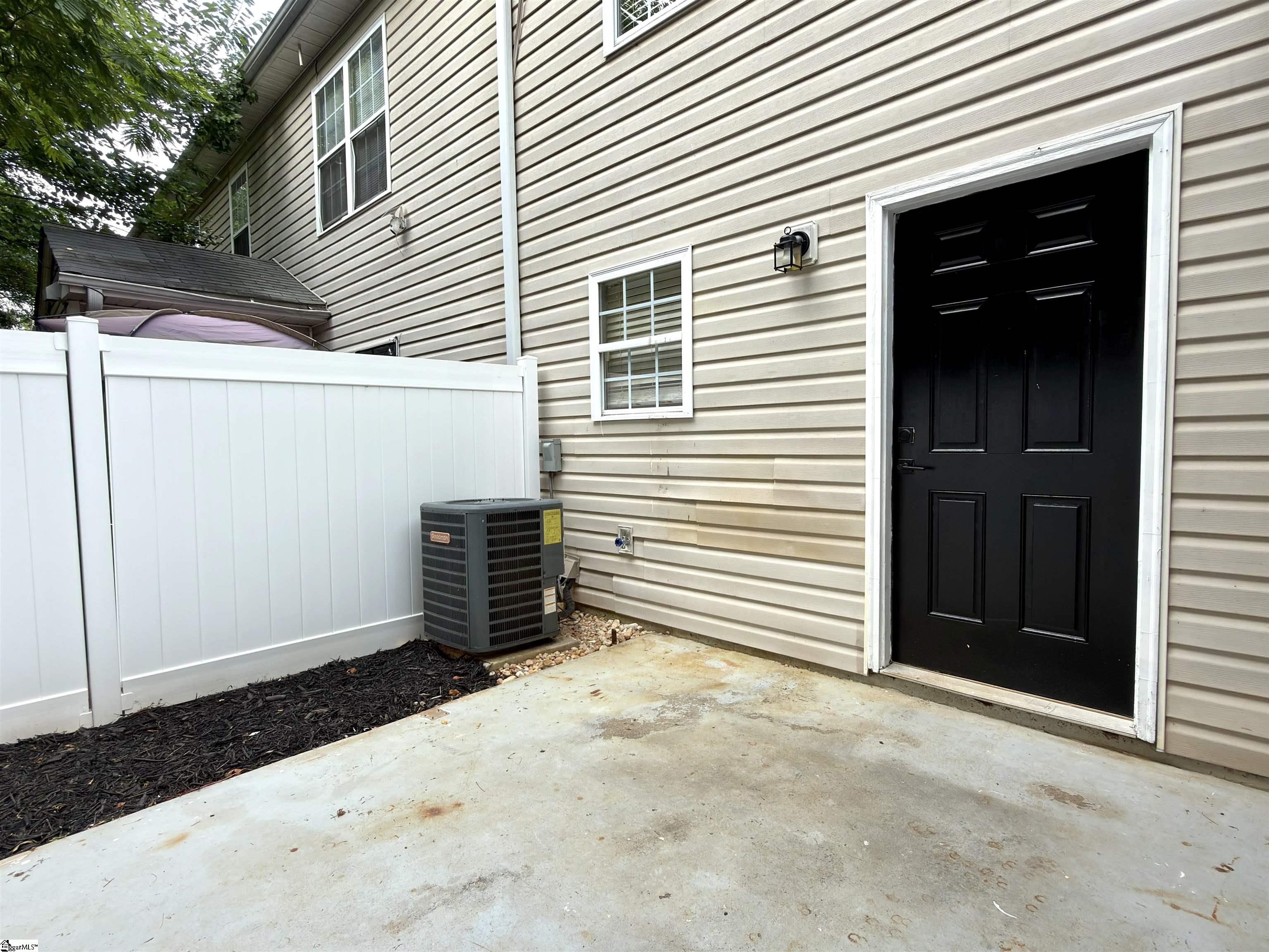 50 Buff Street Property Photo 23