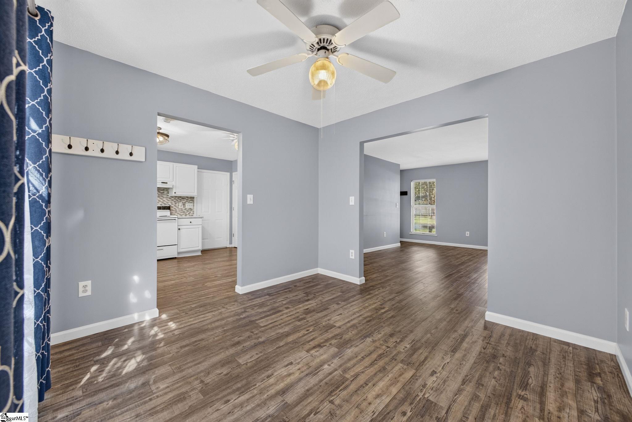 109 Twin Falls Drive Property Photo 11