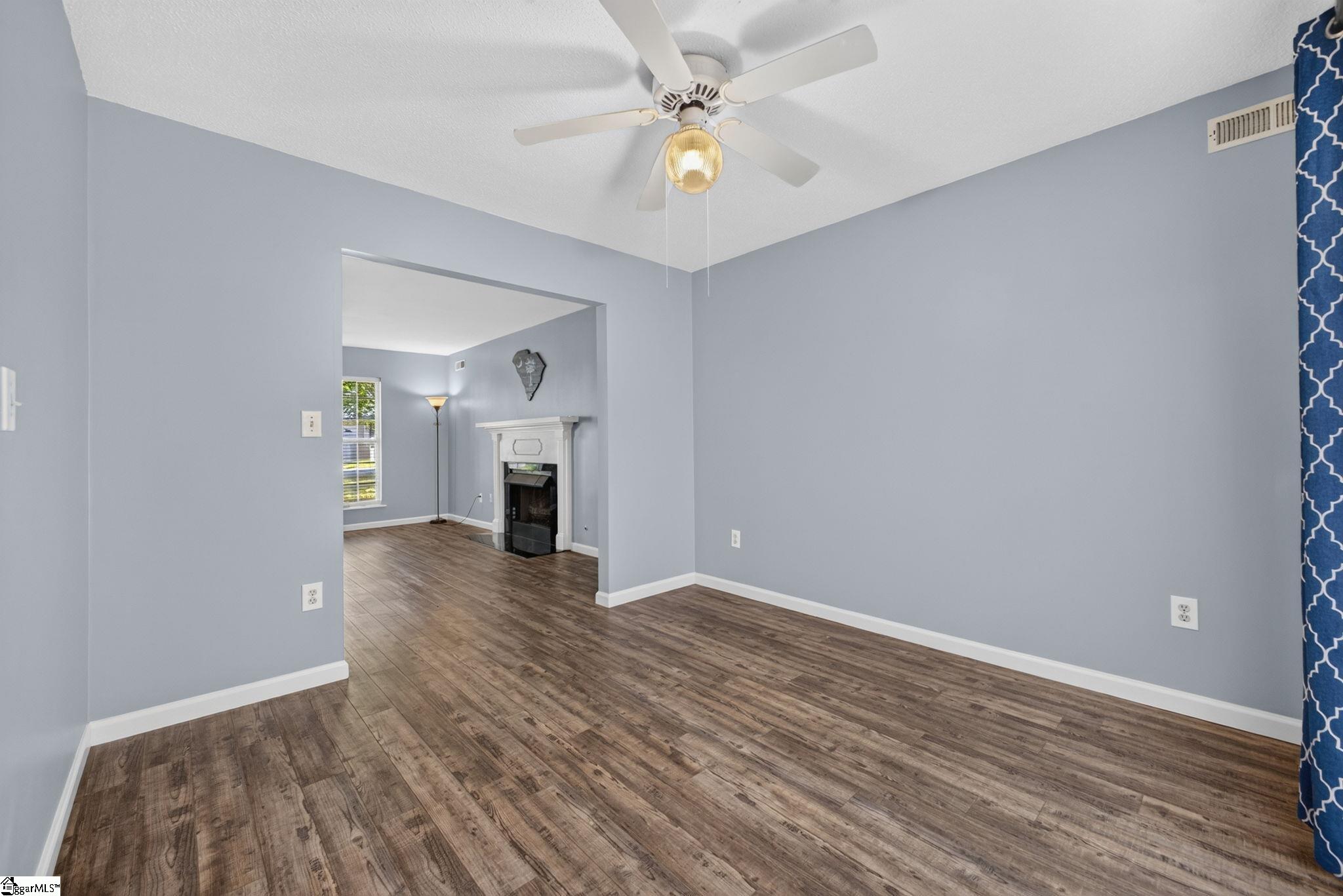 109 Twin Falls Drive Property Photo 12