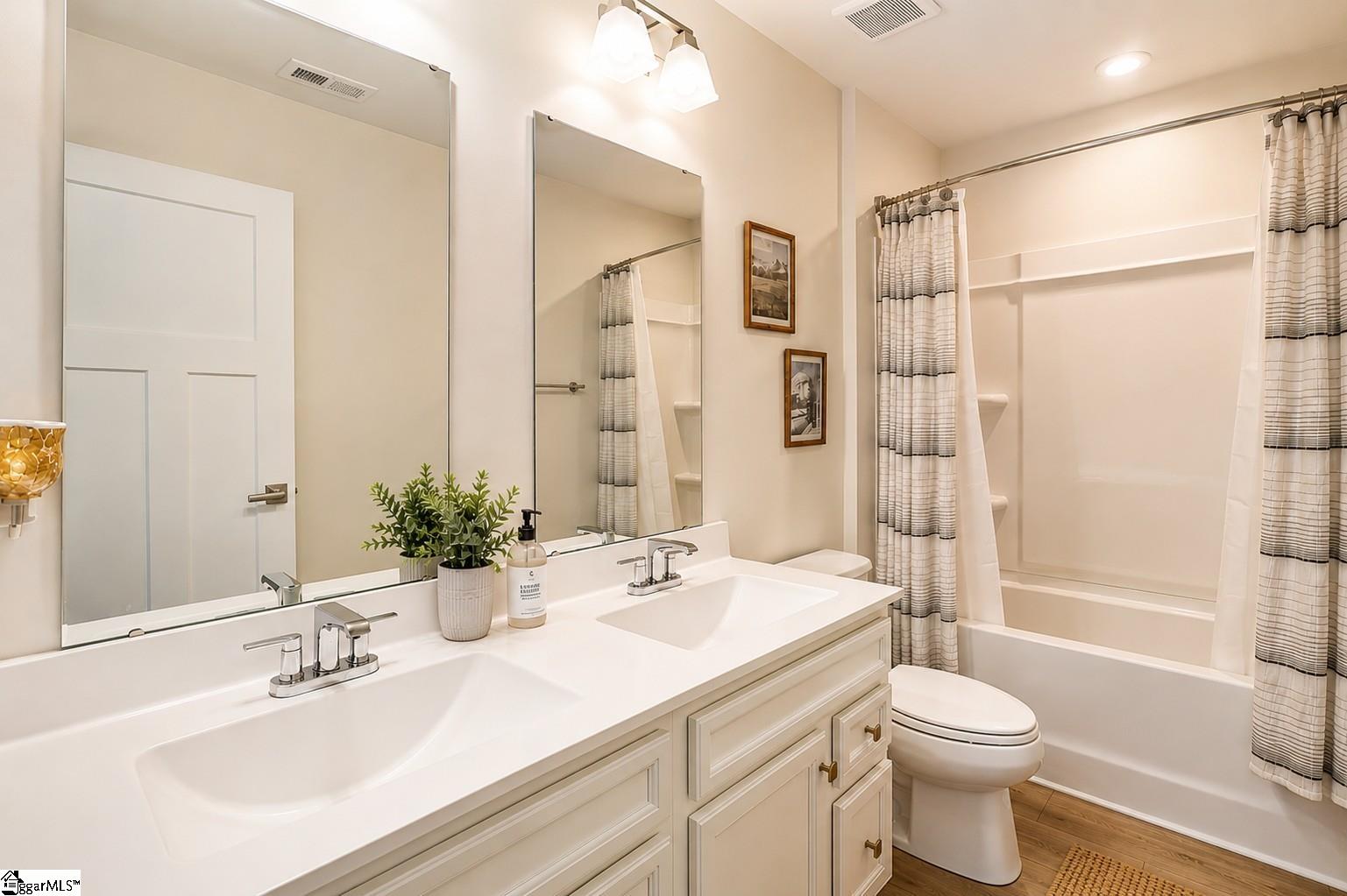 209 Furness Drive Property Photo 14