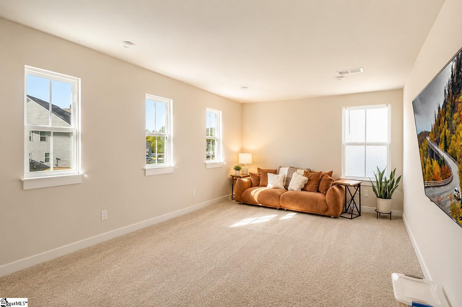 209 Furness Drive Property Photo 18