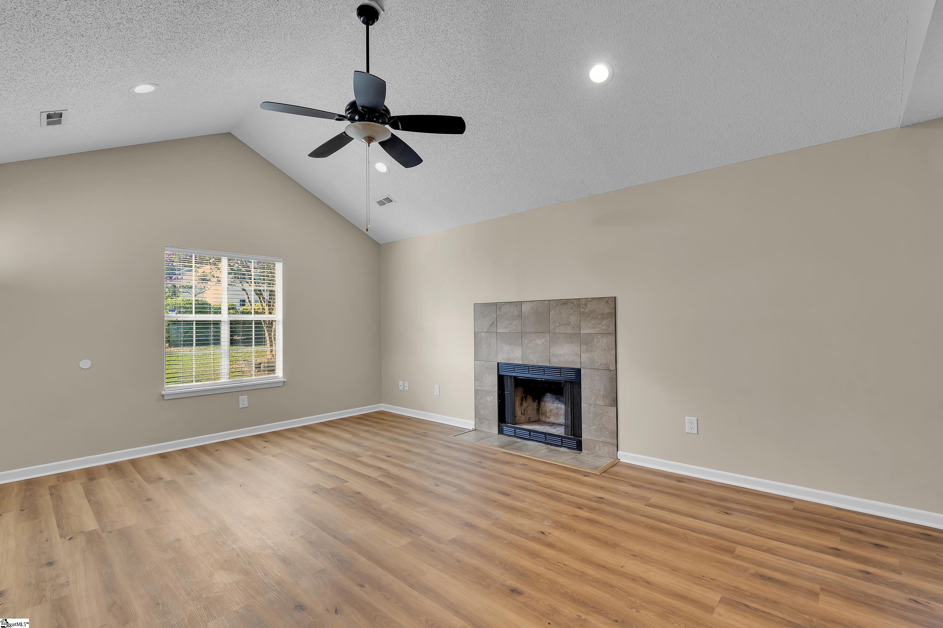 103 Mosspoint Drive Property Photo 9