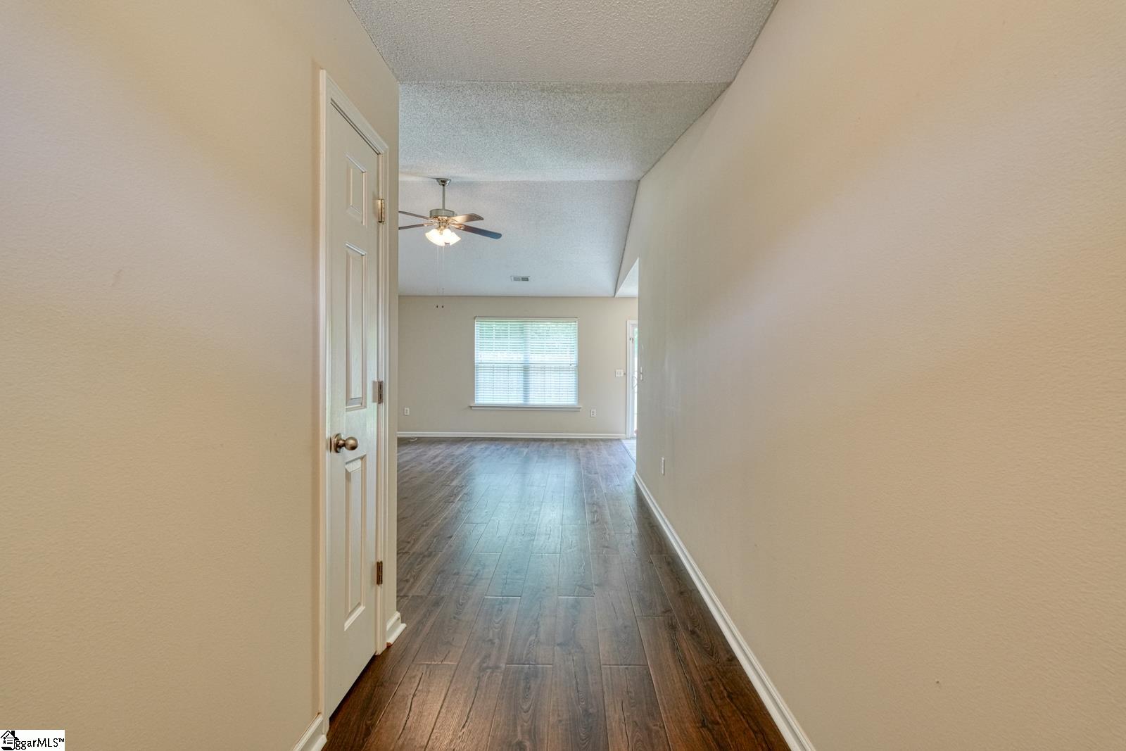 507 Hamilton Chase Drive Property Photo 3