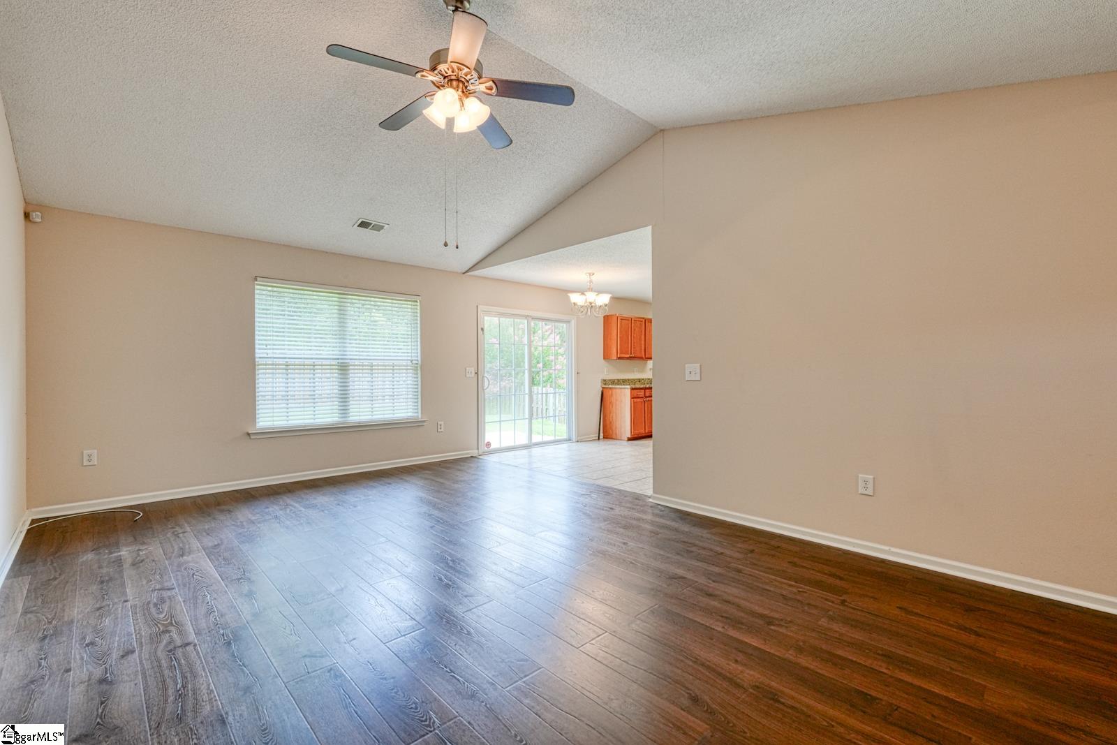 507 Hamilton Chase Drive Property Photo 5