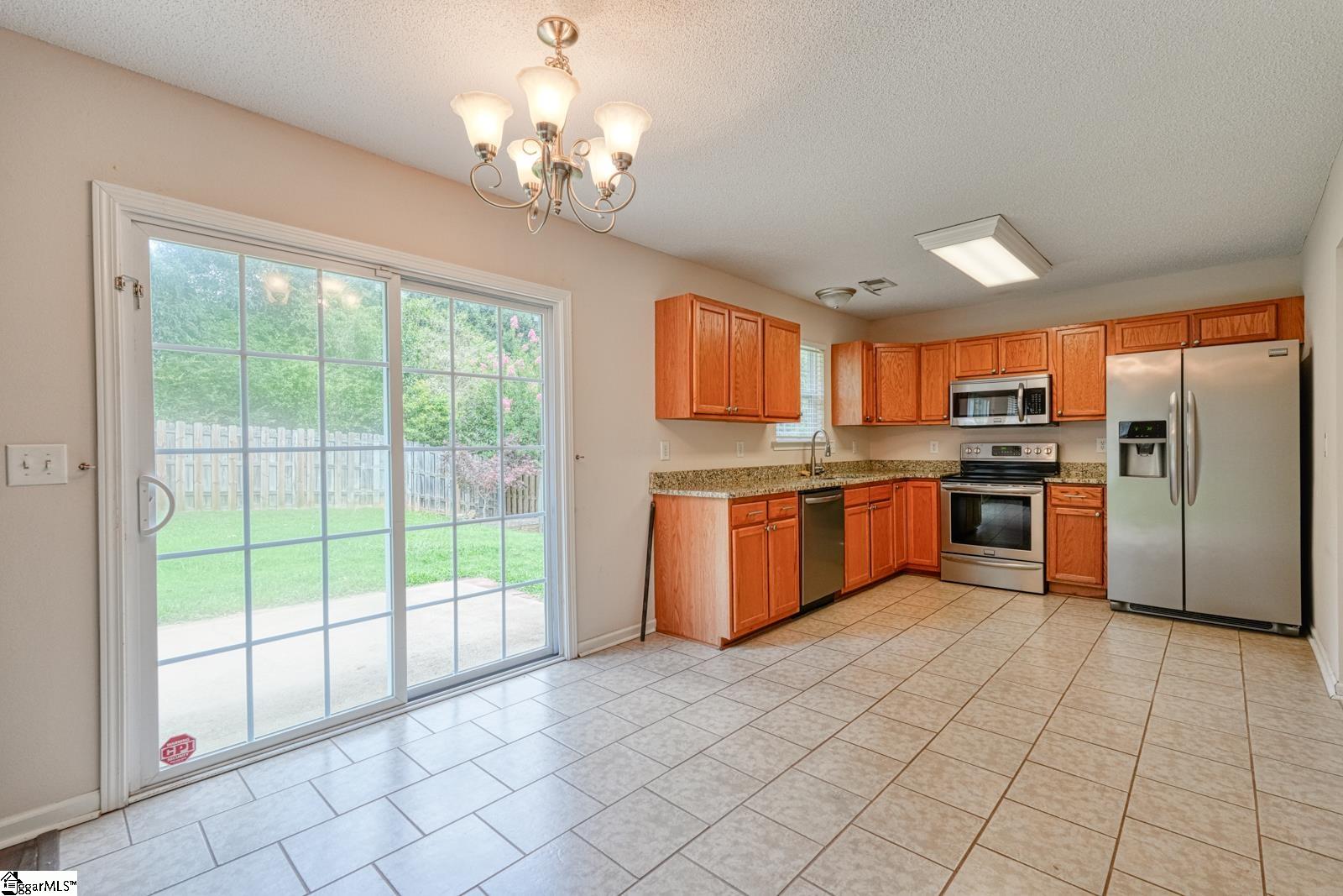 507 Hamilton Chase Drive Property Photo 9