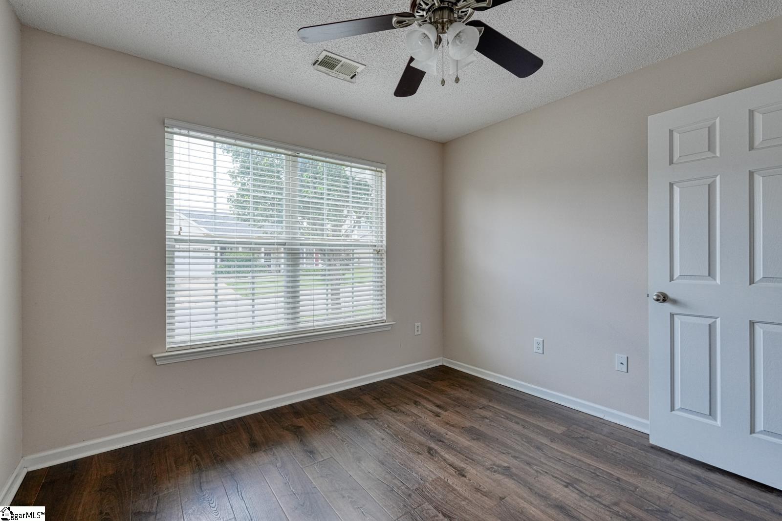 507 Hamilton Chase Drive Property Photo 23