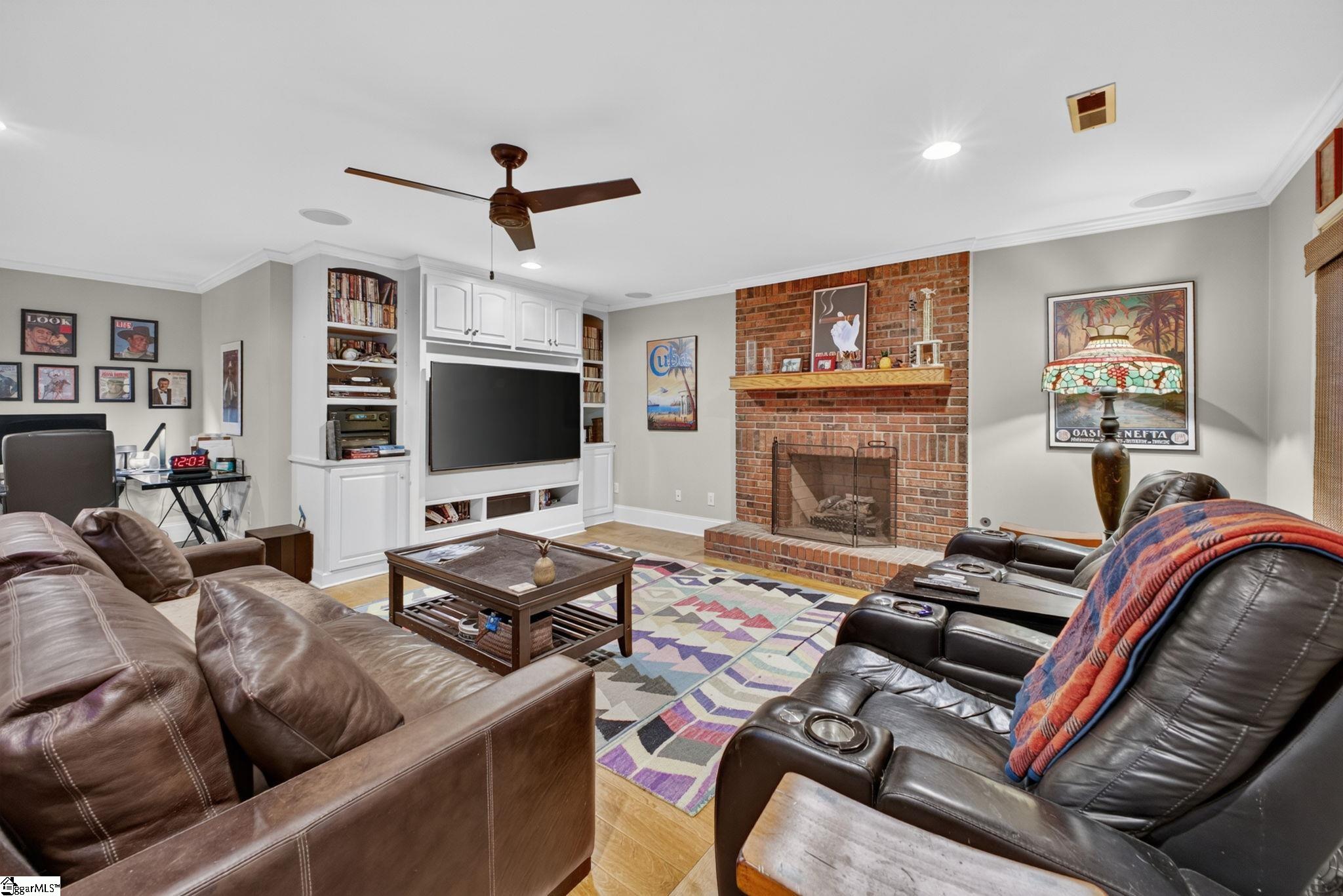 507 Spaulding Lake Drive Property Photo 32