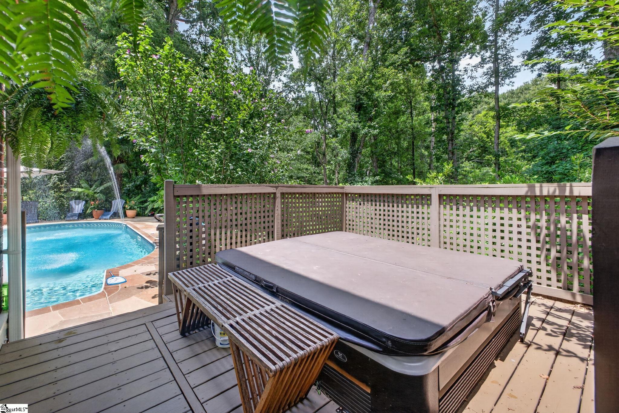 507 Spaulding Lake Drive Property Photo 43