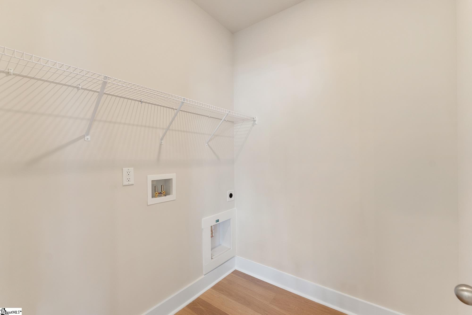 127 Eagle Creek Drive Property Photo 27