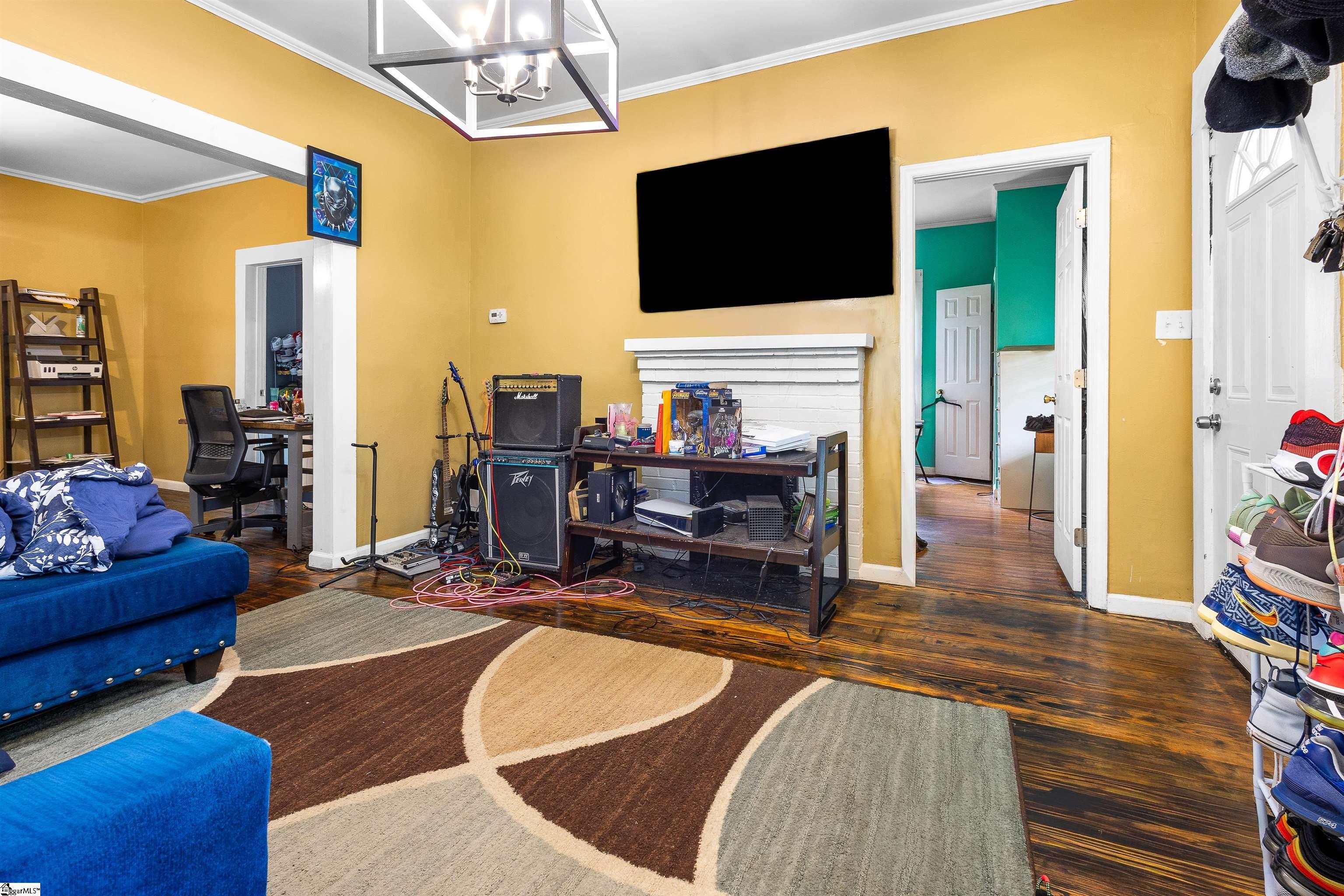 162 Palisade Street Property Photo 2