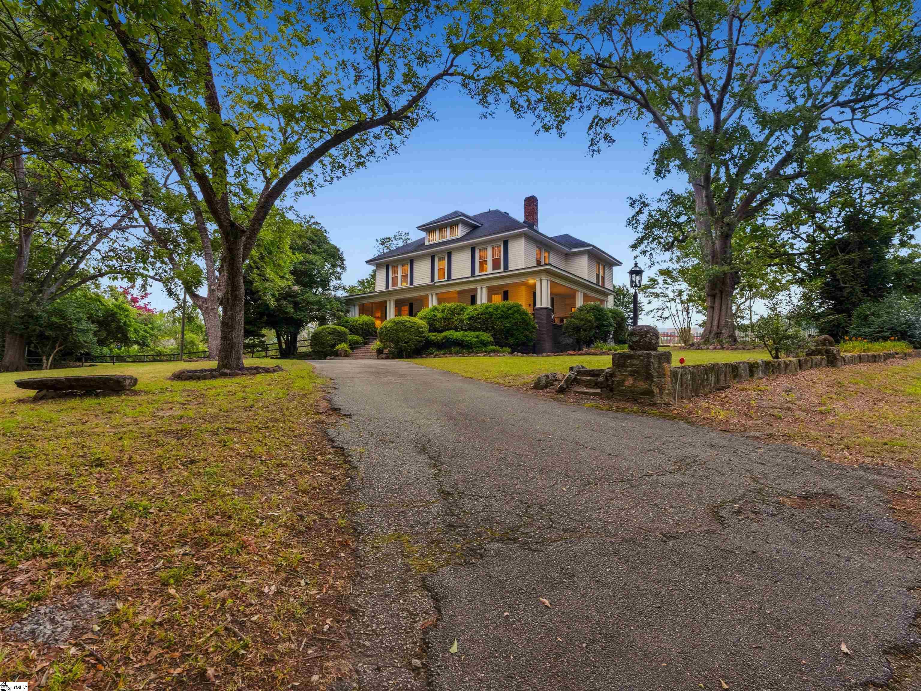 2763 S Old Highway 14 Property Photo 49