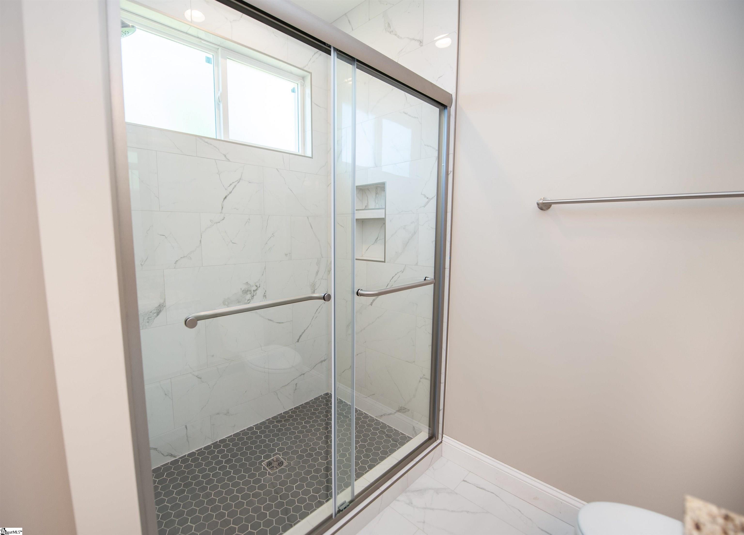 220 Water Mill Road Property Photo 12