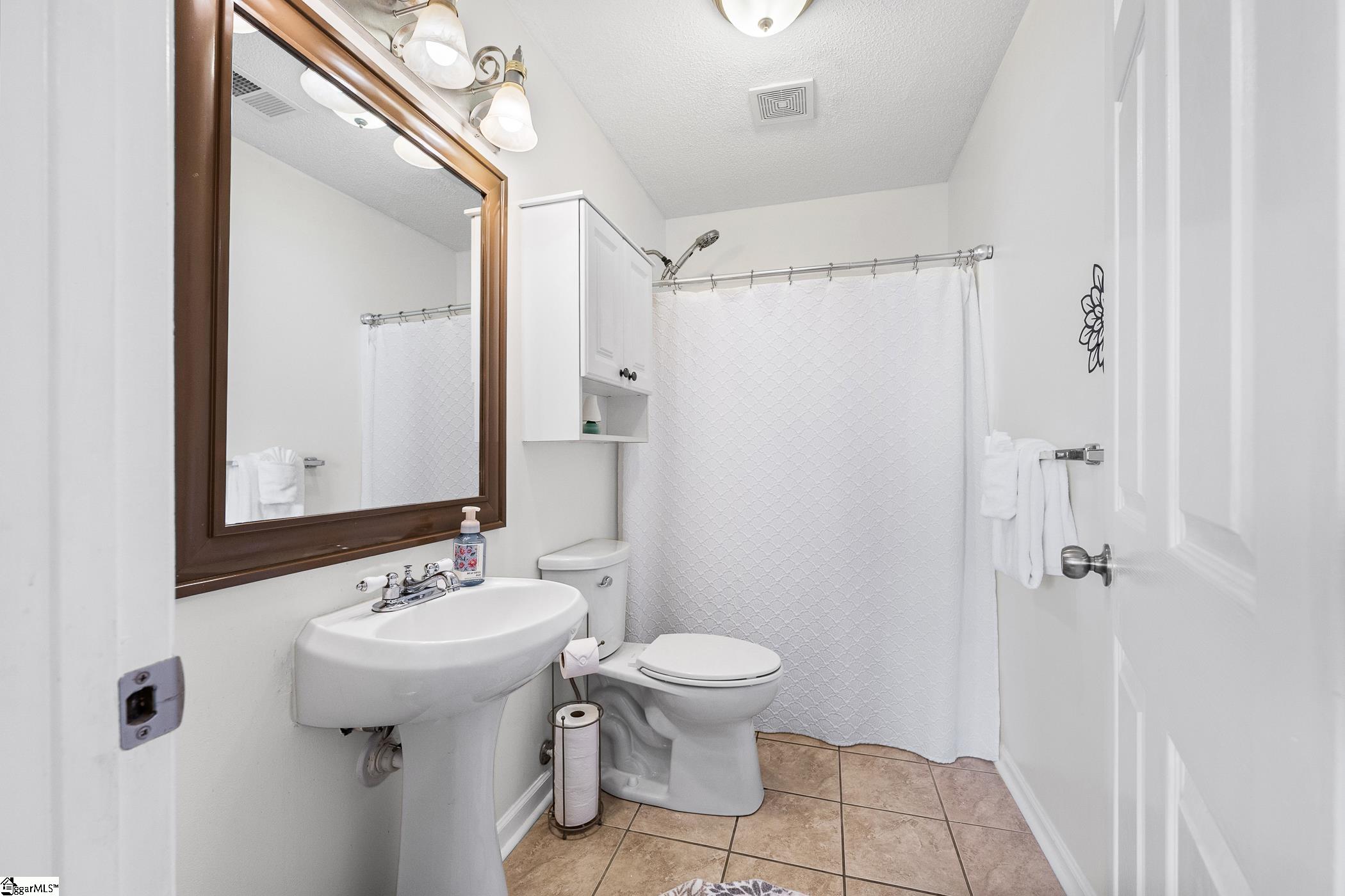 108 Pender Row Circle Property Photo 17