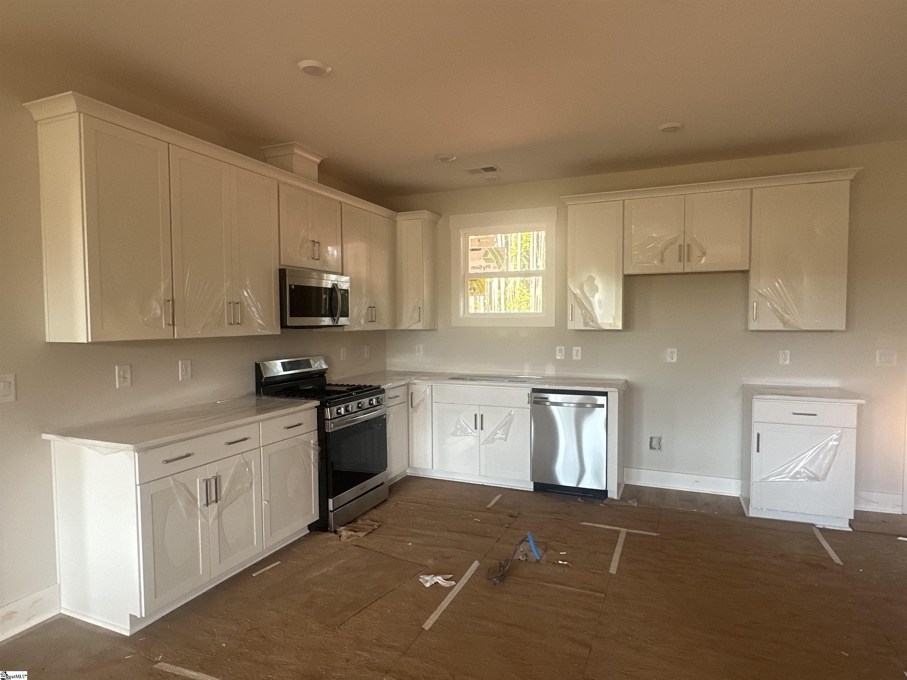 113 Big Woods Circle Property Photo 4