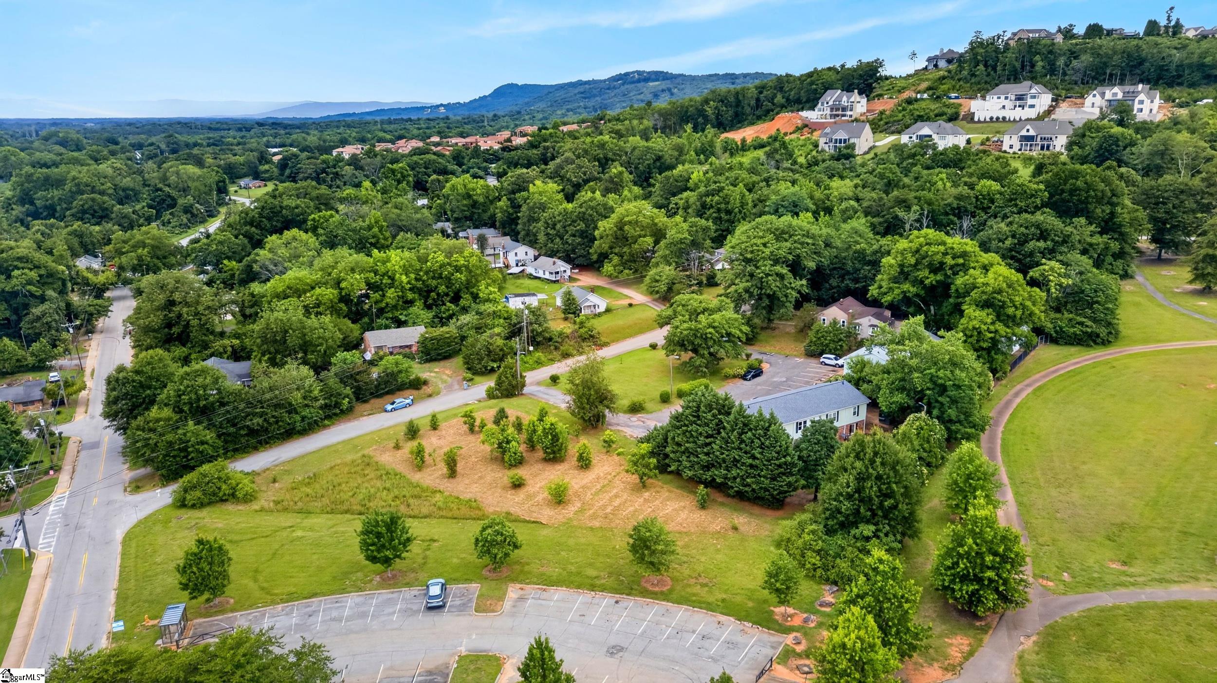 1597150 Property Photo 4