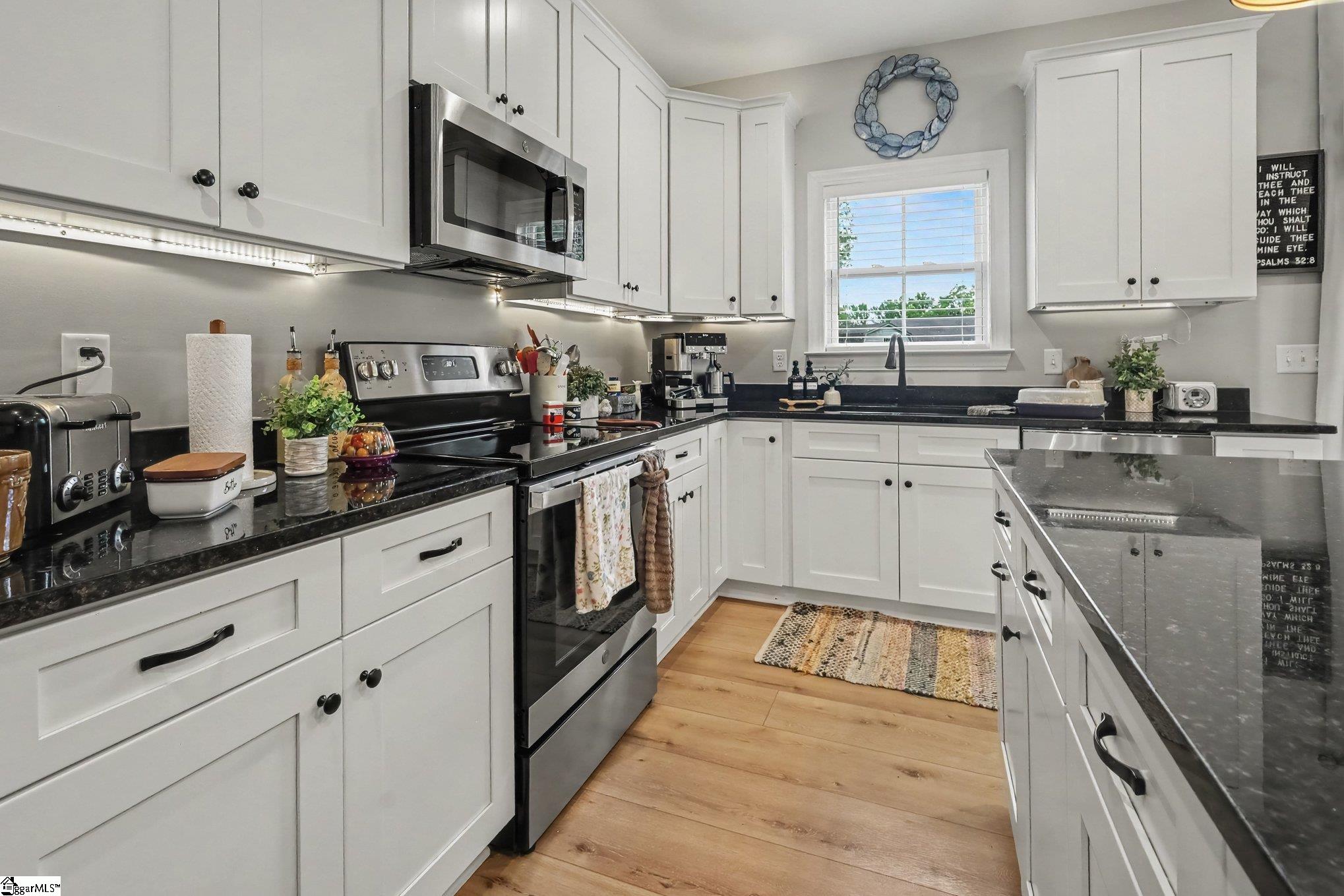 3807 Camp Road Property Photo 8