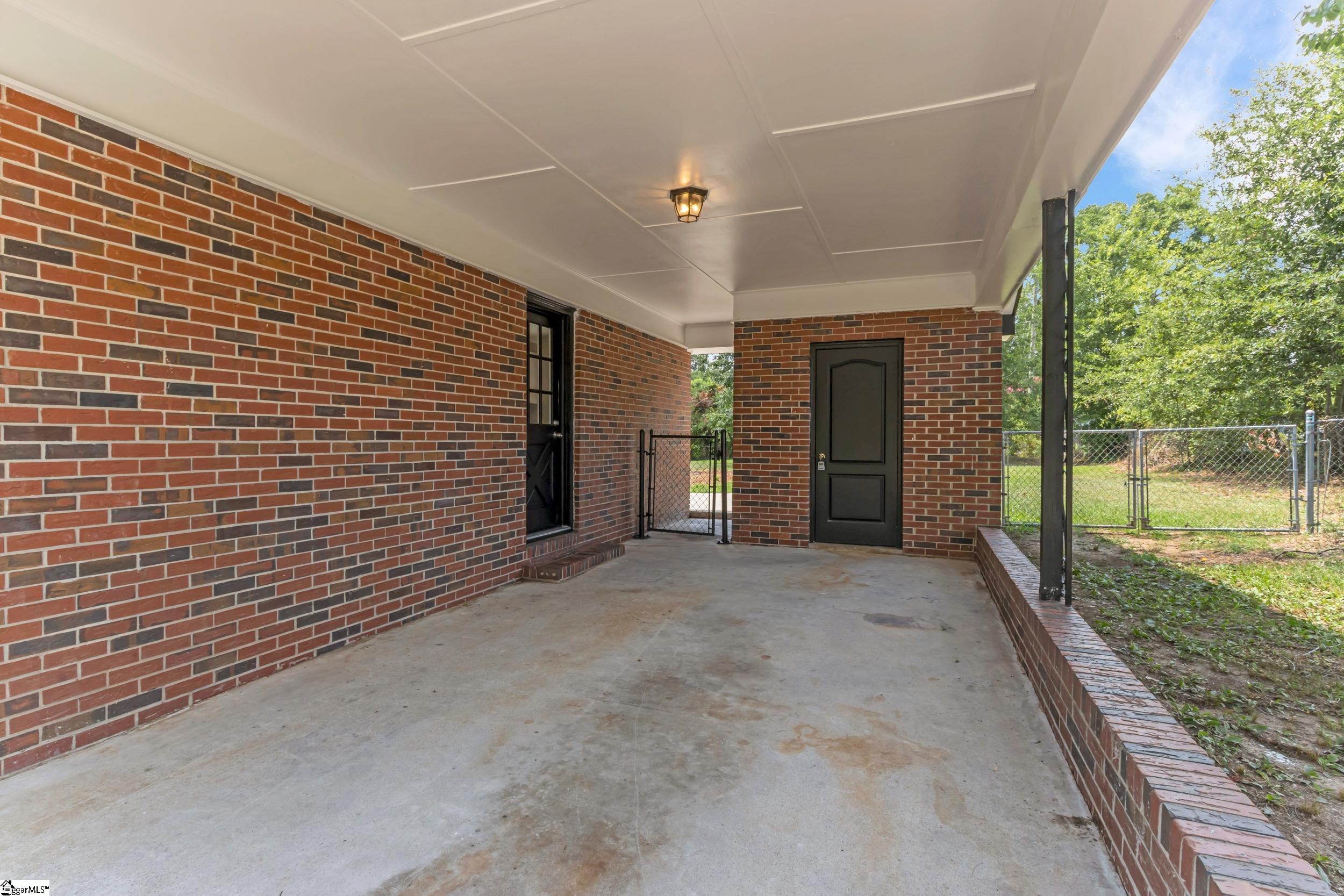 230 Foxhall Road Property Photo 28