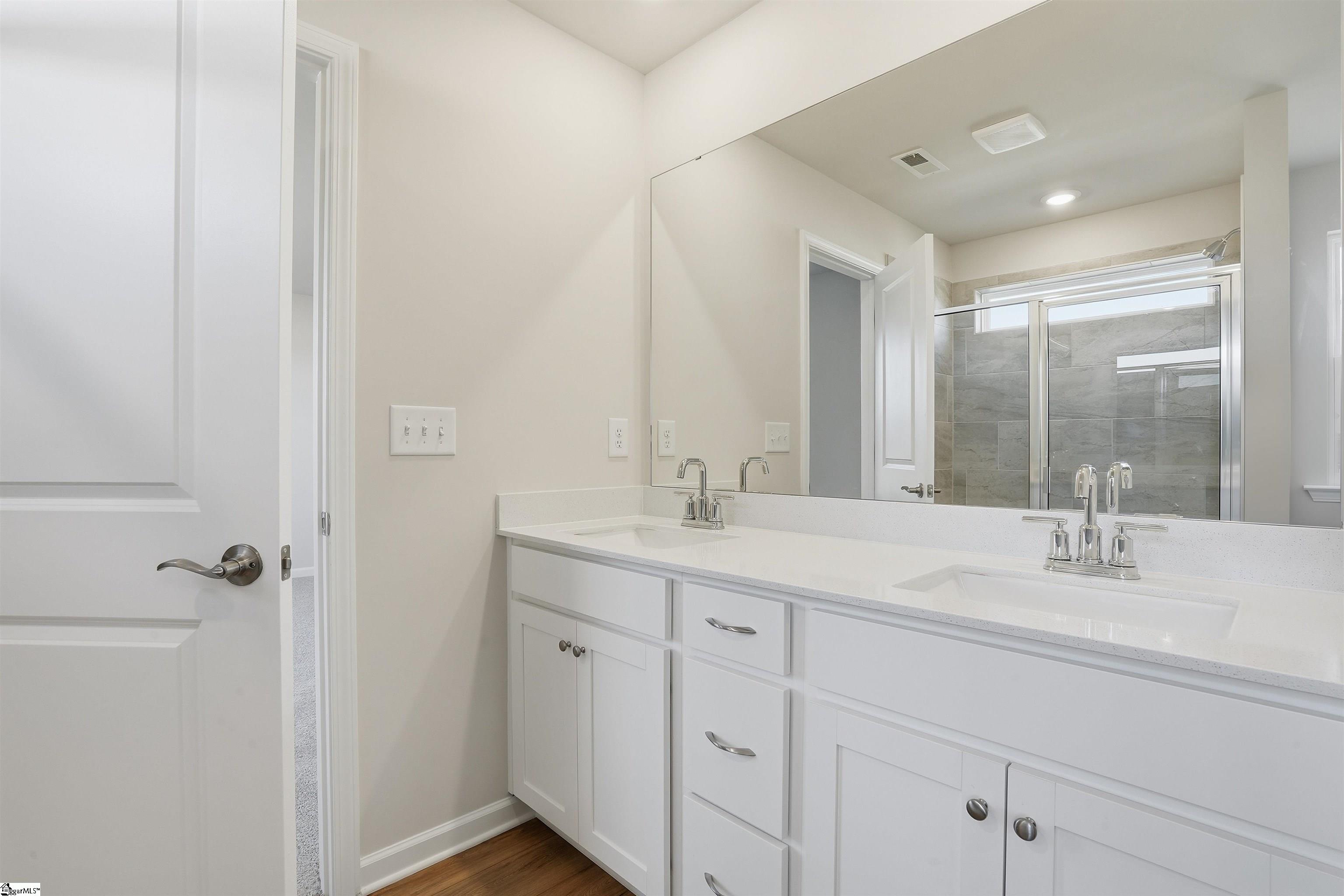 177 Farmwell Drive Property Photo 25