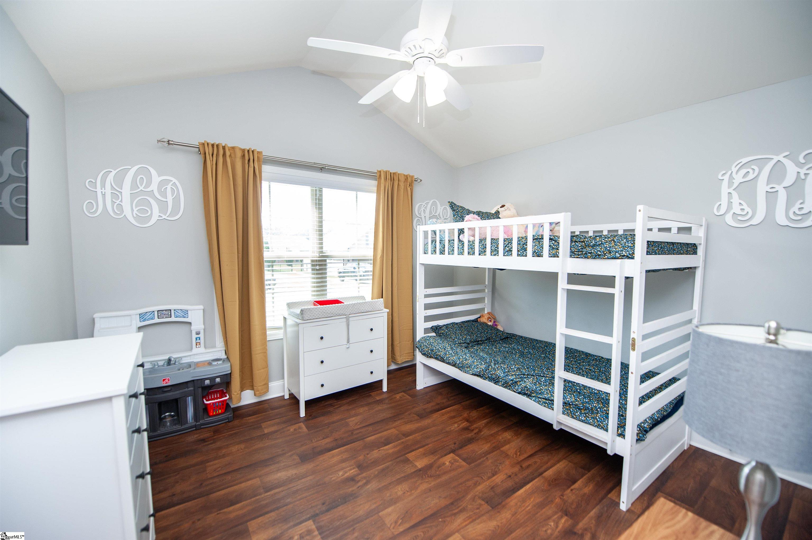 328 E Story Bush Lane Property Photo 7