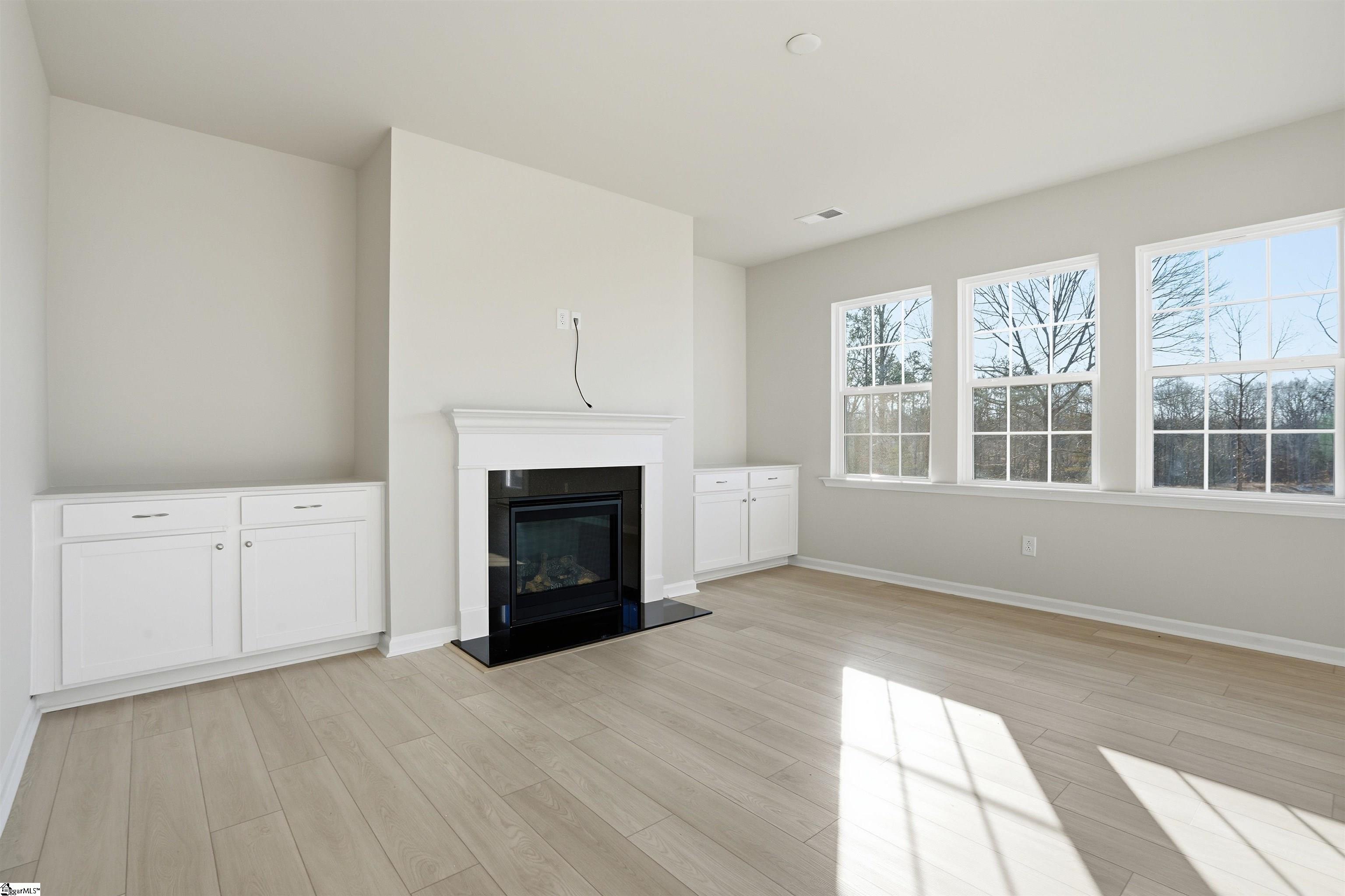 495 Adhurst Drive Property Photo 7