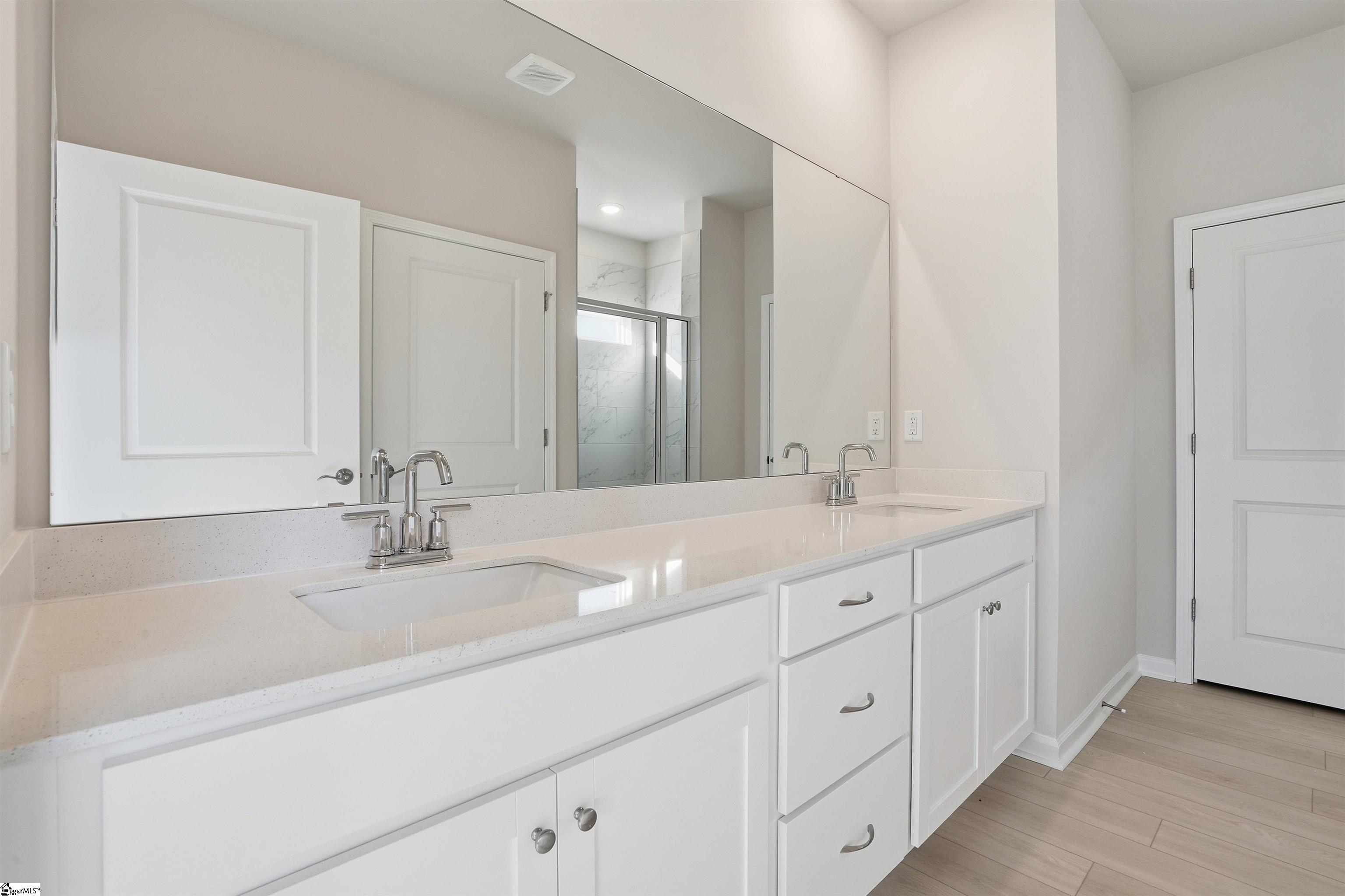 495 Adhurst Drive Property Photo 11