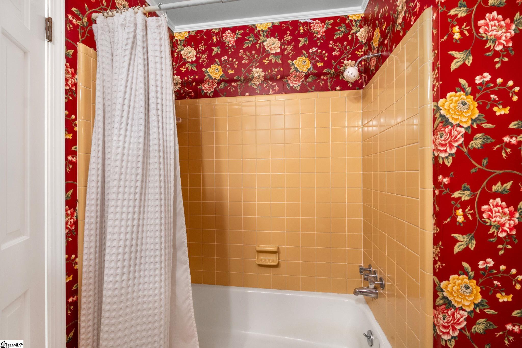 12 E Indian Trail Property Photo 31