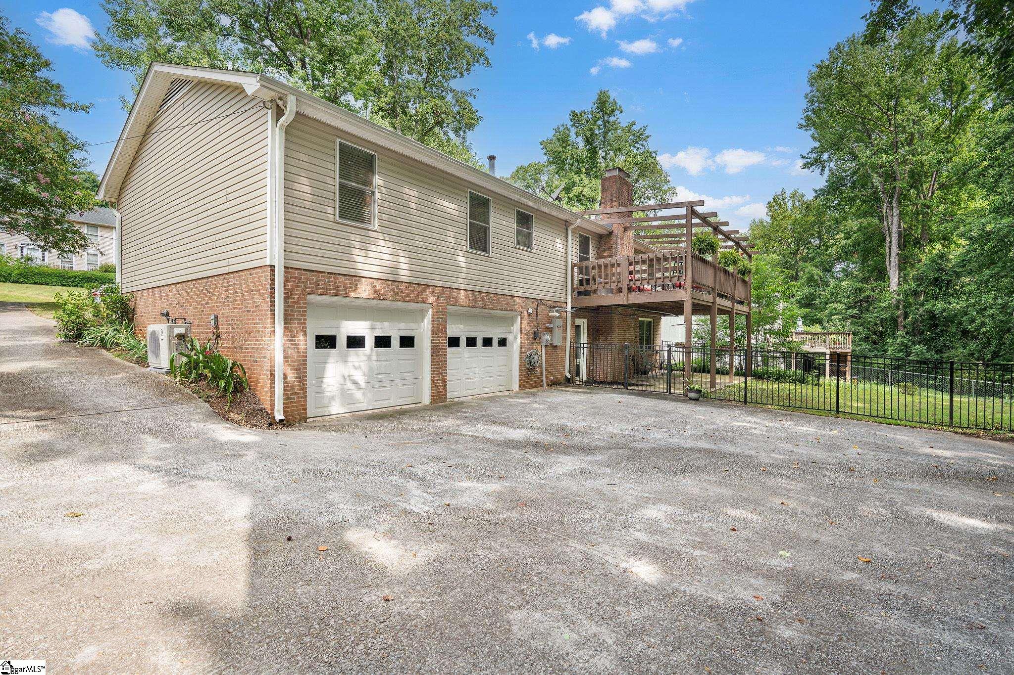 12 E Indian Trail Property Photo 37
