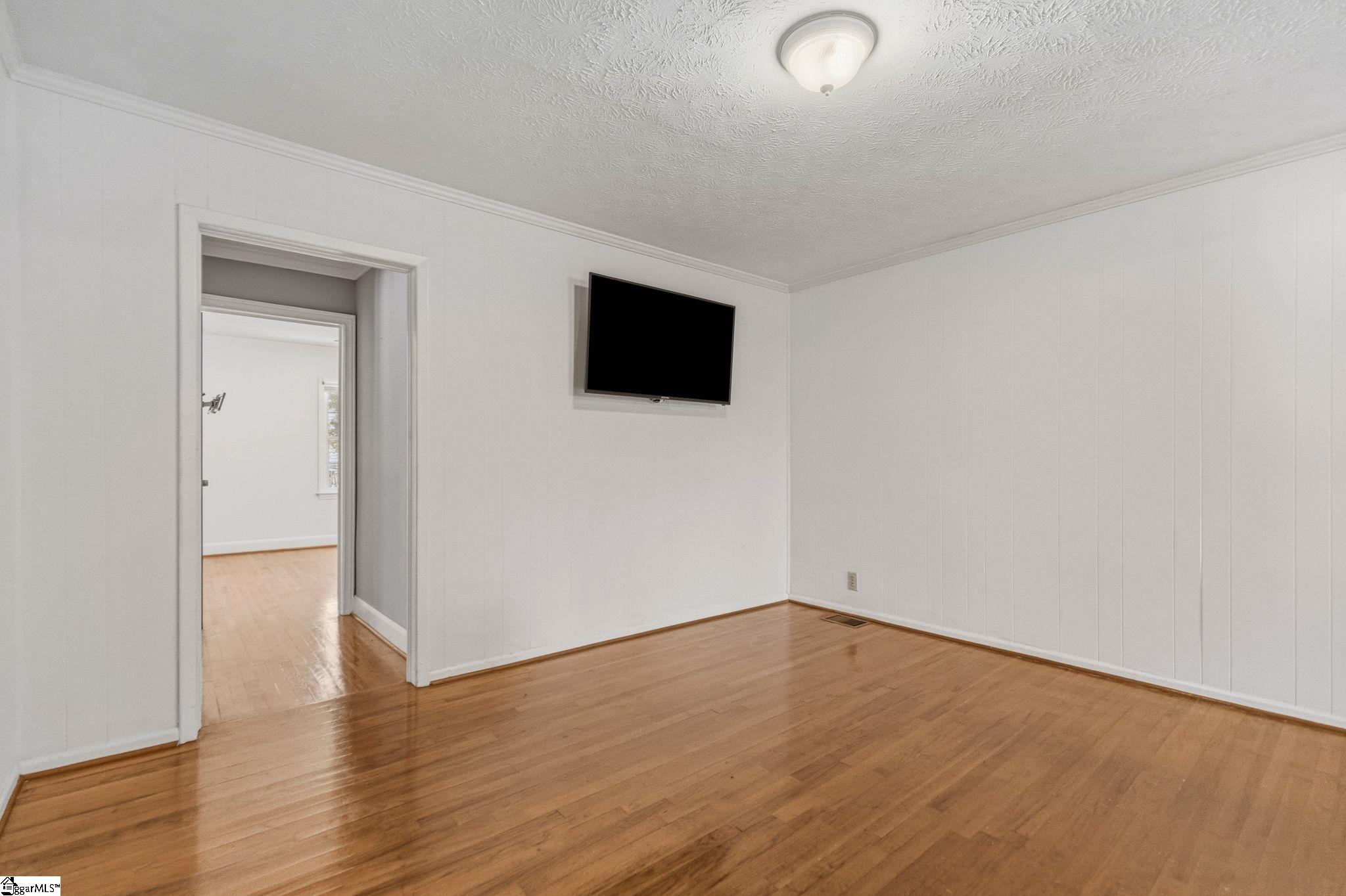 8 Bainbridge Drive Property Photo 15
