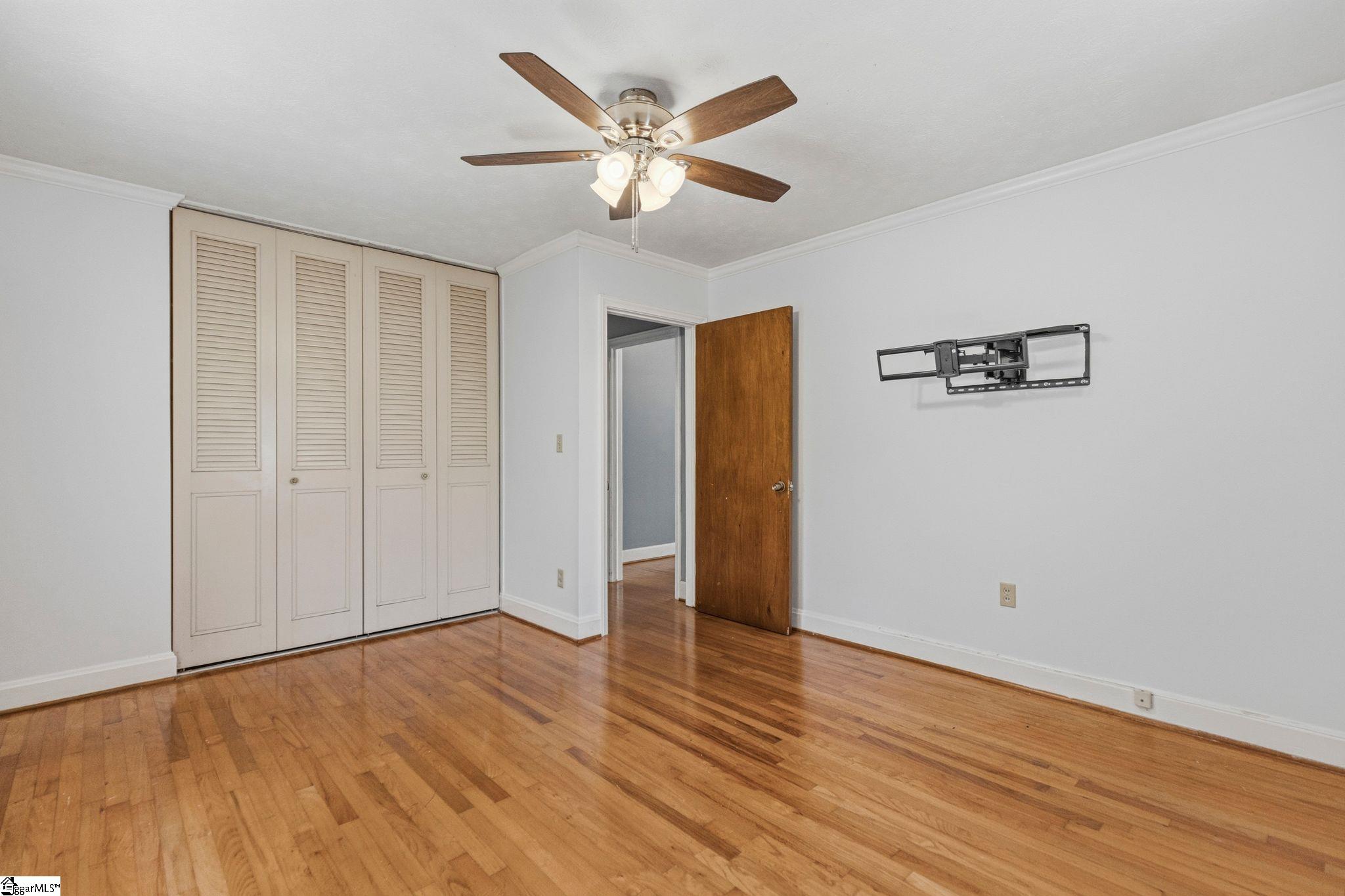 8 Bainbridge Drive Property Photo 18