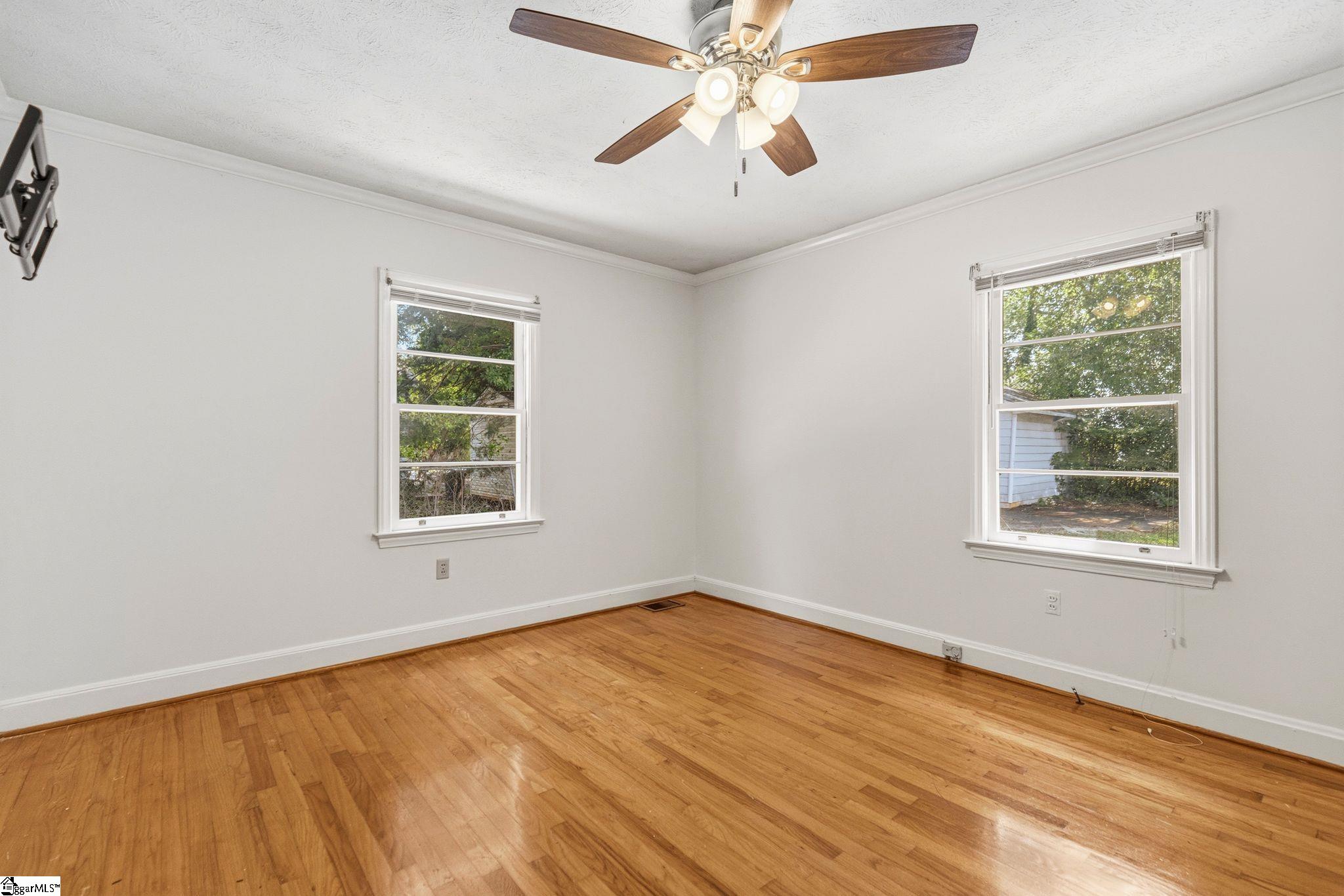 8 Bainbridge Drive Property Photo 20