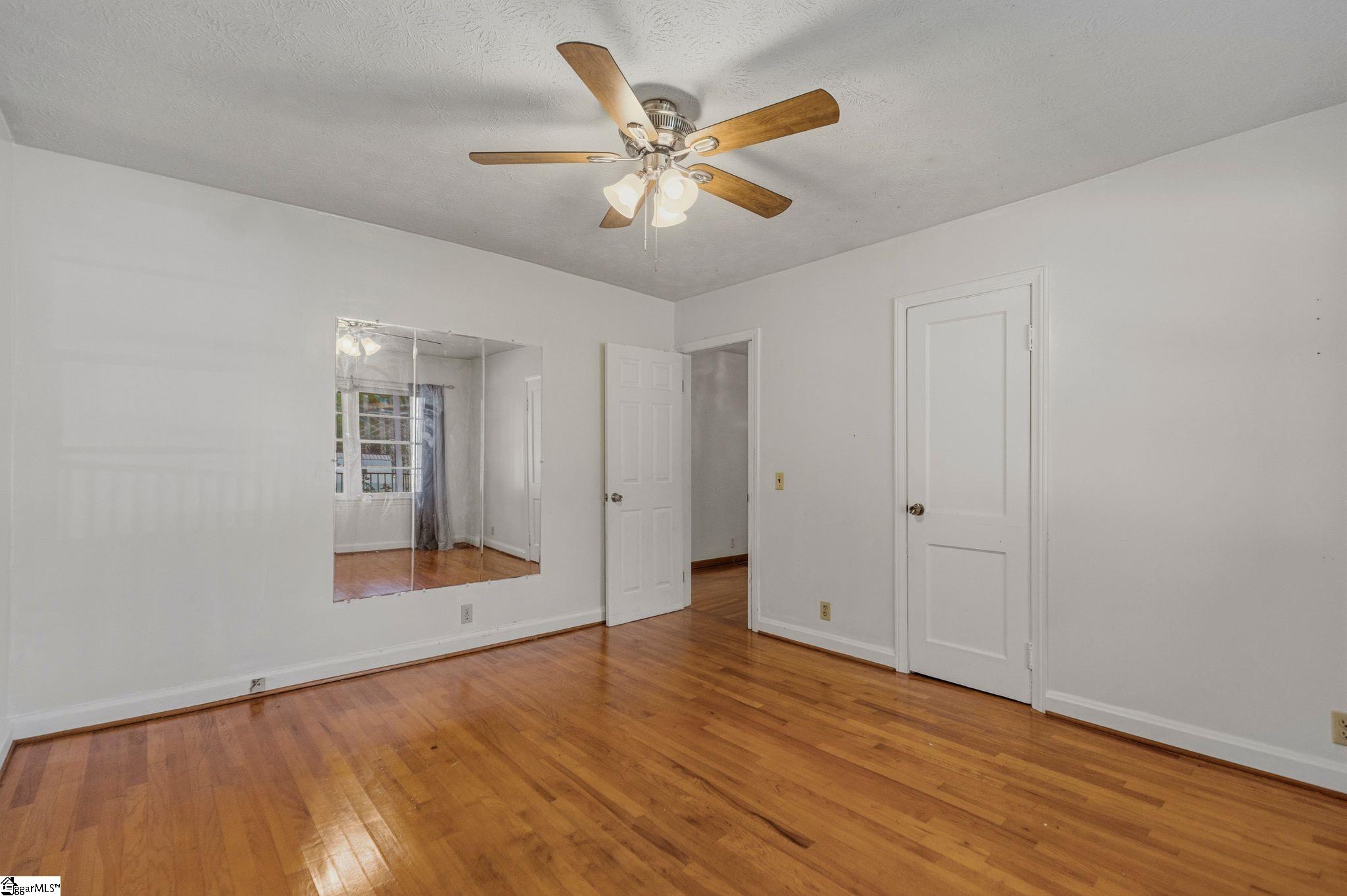 8 Bainbridge Drive Property Photo 23
