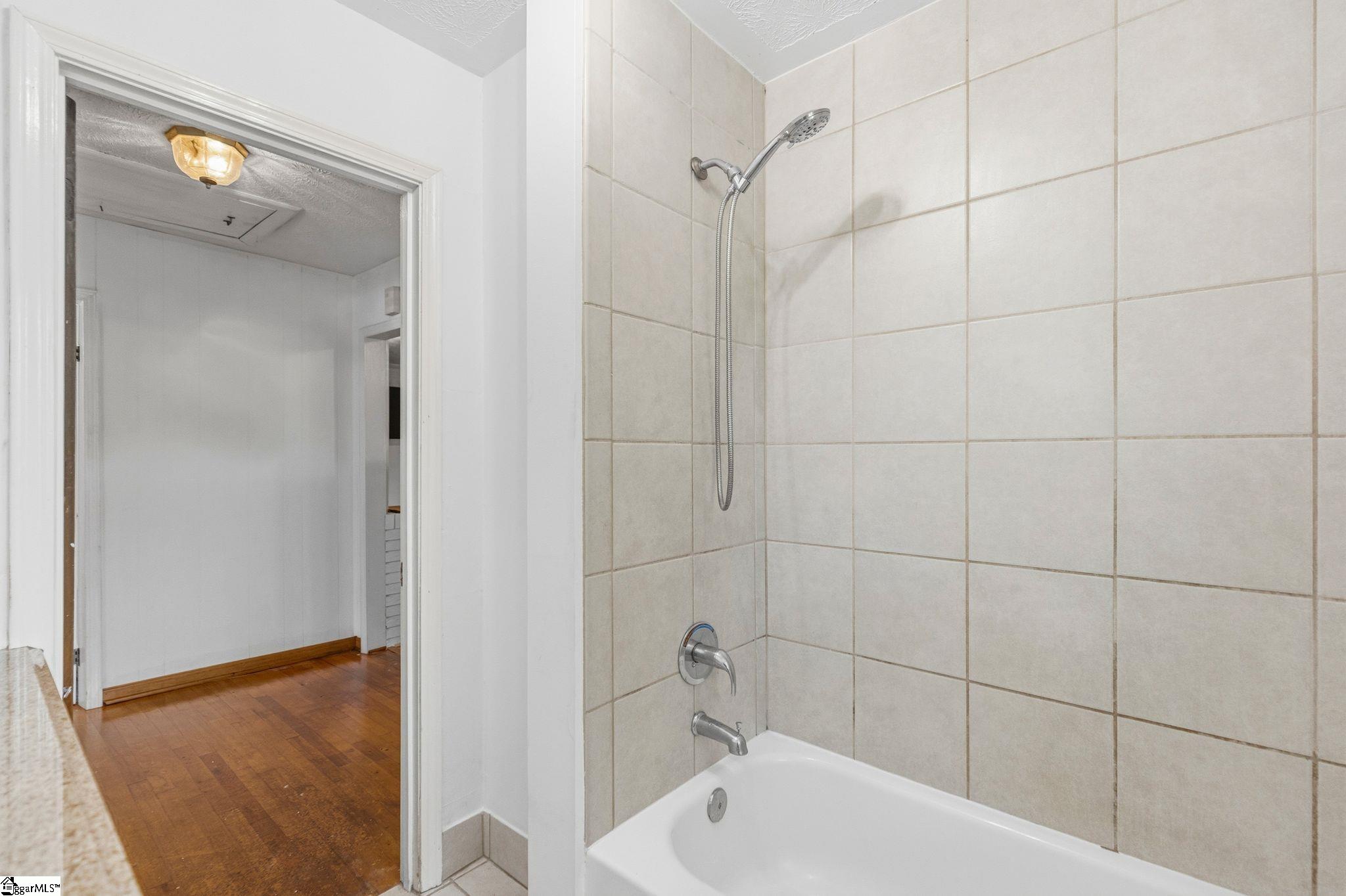 8 Bainbridge Drive Property Photo 27