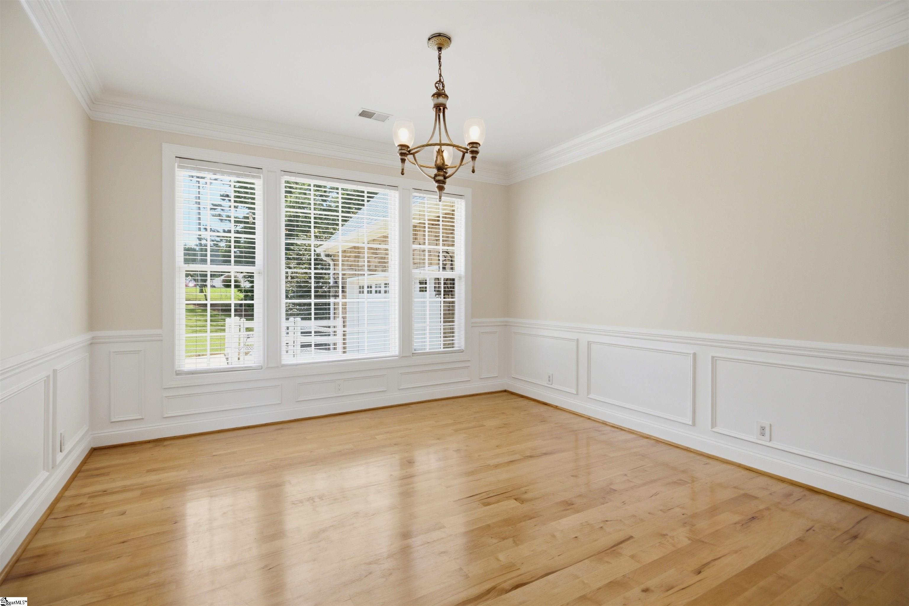 123 Bridgepoint Road Property Photo 6