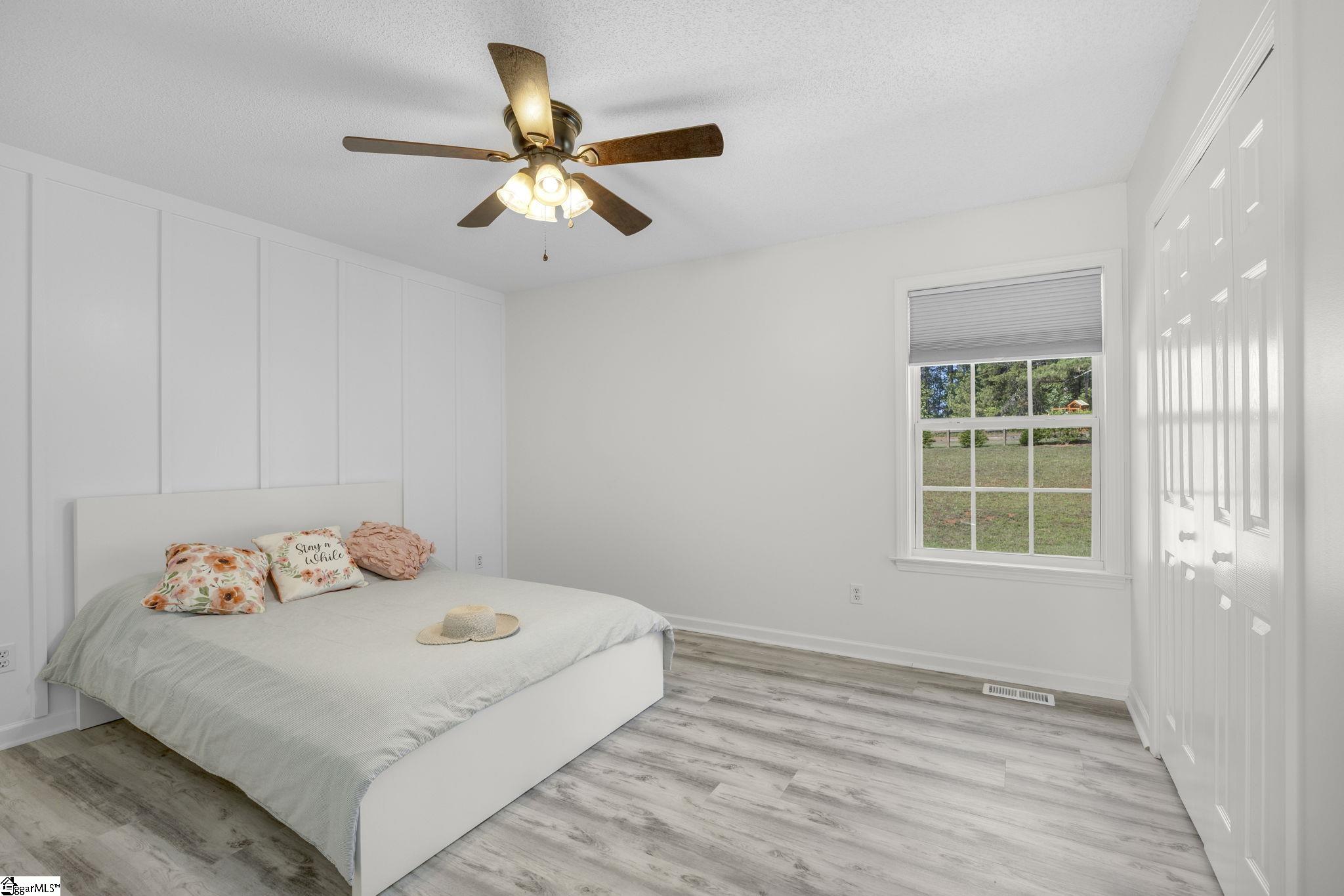 124 E King Road Property Photo 25