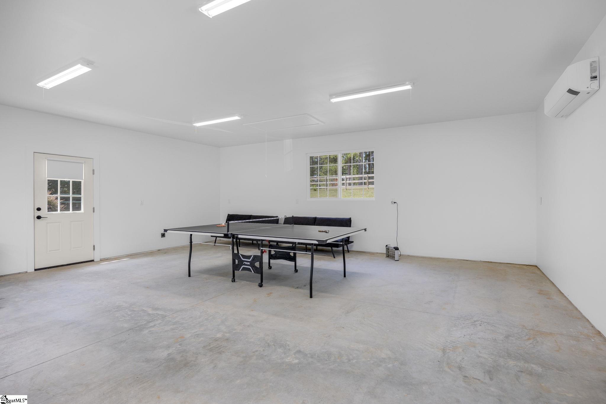 124 E King Road Property Photo 31
