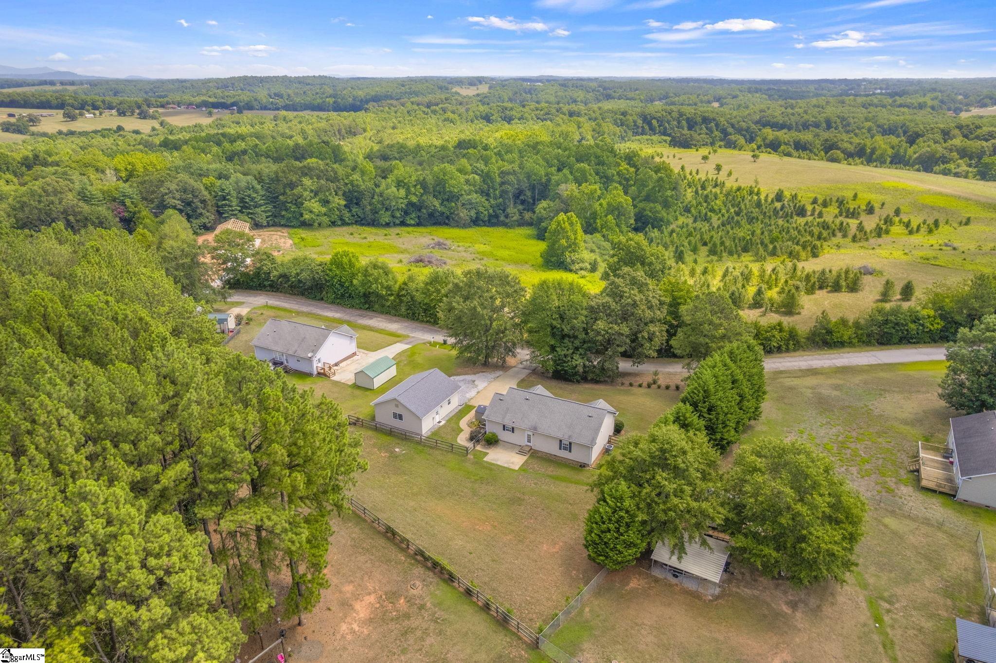 124 E King Road Property Photo 35