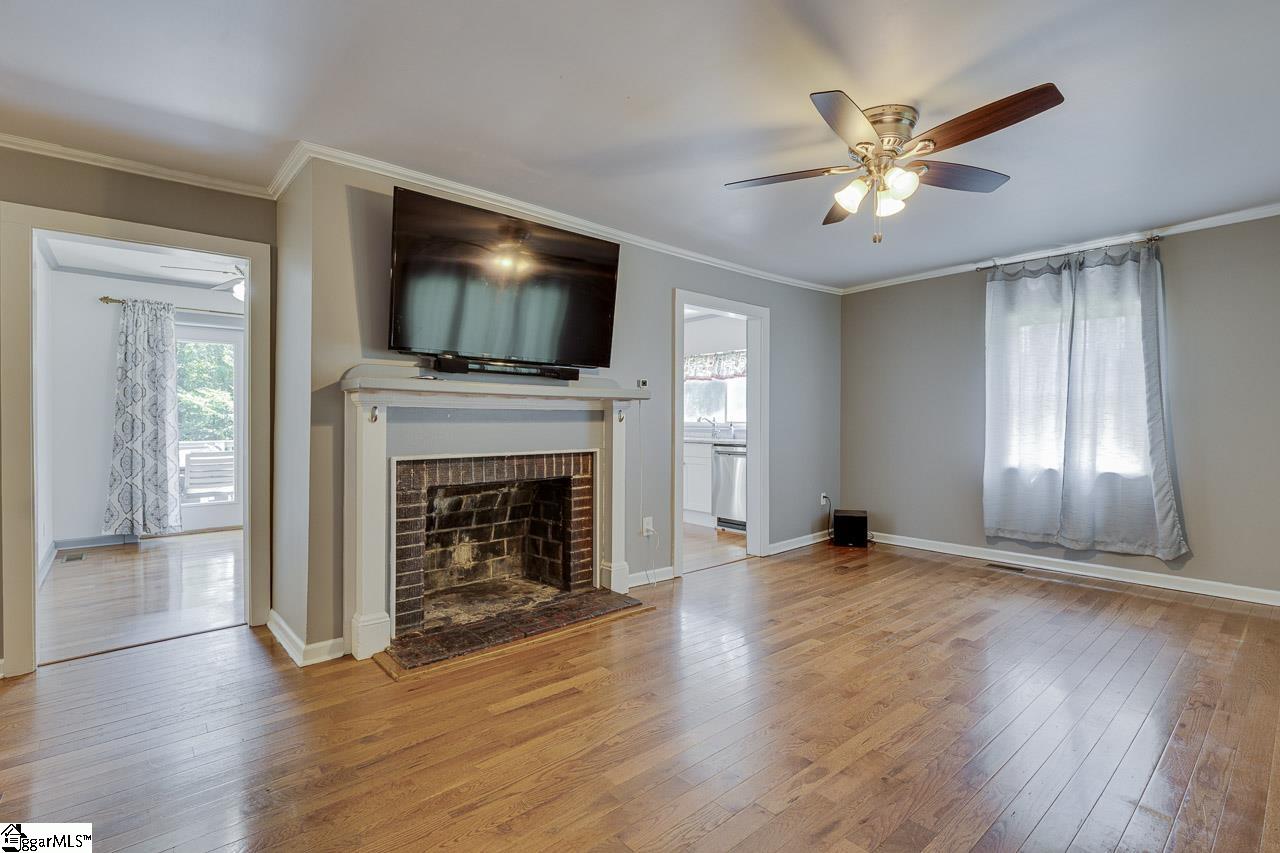 520 Chestnut Ridge Road Property Photo 11