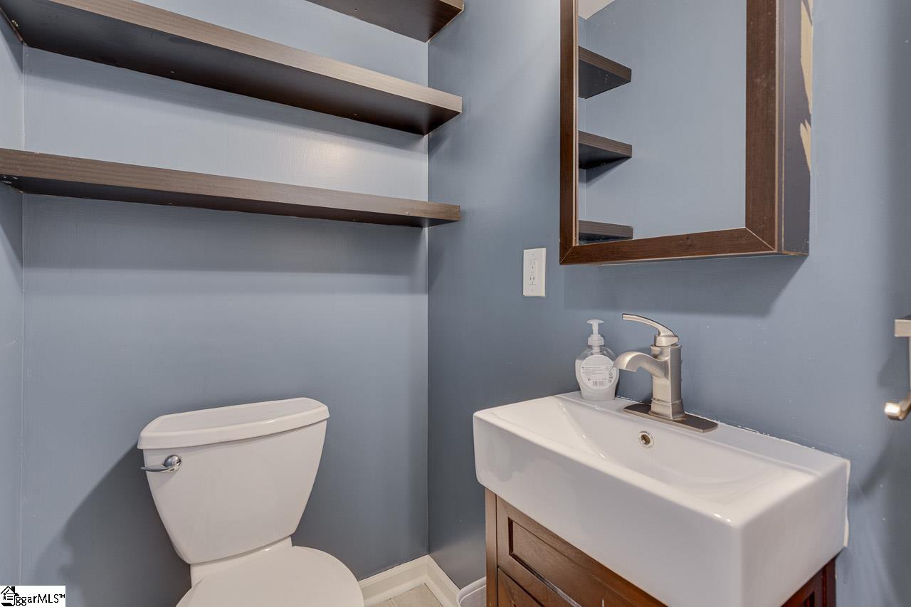 520 Chestnut Ridge Road Property Photo 31