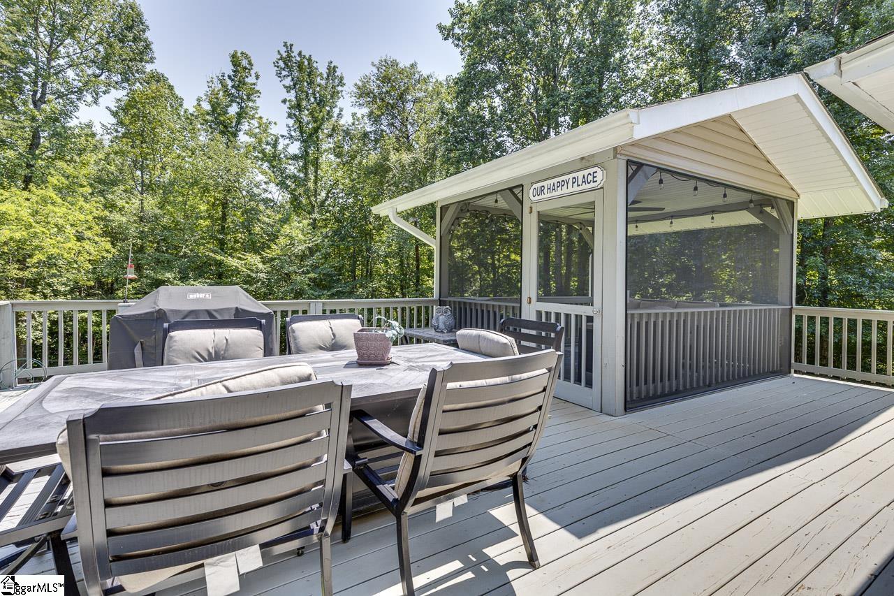 520 Chestnut Ridge Road Property Photo 32